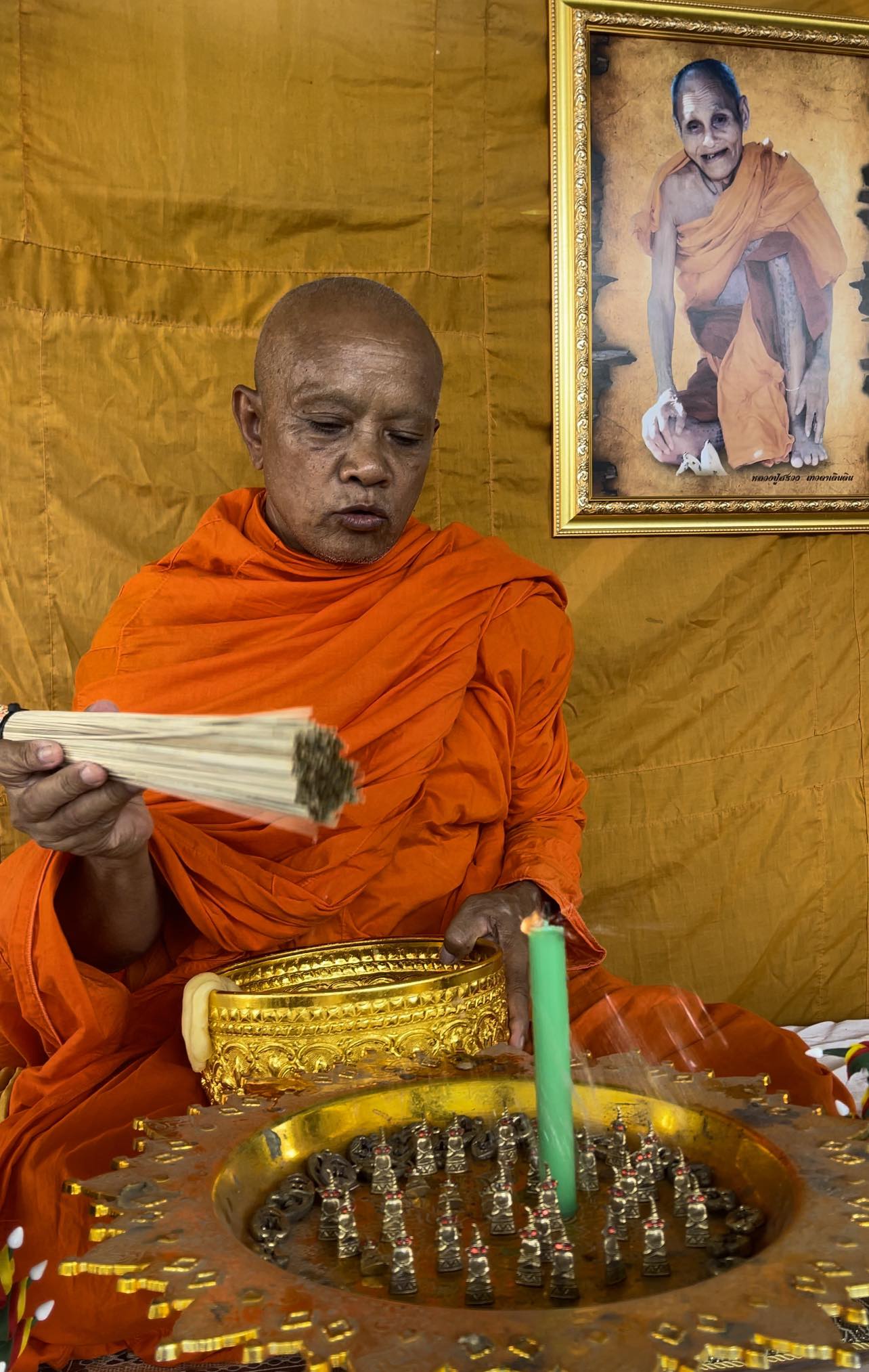 พญางั่ง ตาแดง จอมเสน่ห์ หลวงพ่อจักร จารุวณฺโณ พญางั่งของแท้ตามตำราพระเวทย์เขมร