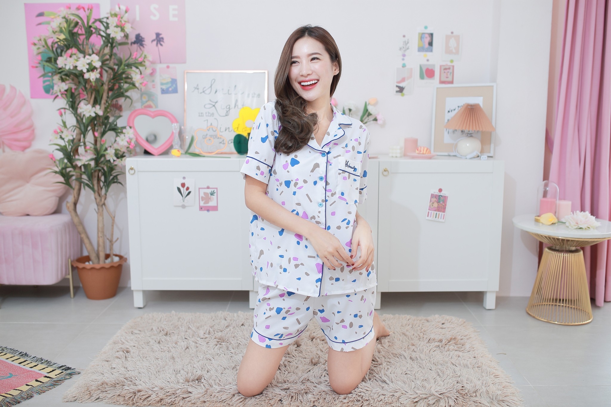 ชุดนอน Premium i Silk ลาย Rocky Rocky ชุดนอนแขนlสั้นขาสั้น เนื้อนิ่ม ตัดเย็บดีมาก แบรนด์ Sleeping Beauty ของแท้ ชุดนอนผู้หญิง ชุดนอนน่ารัก
