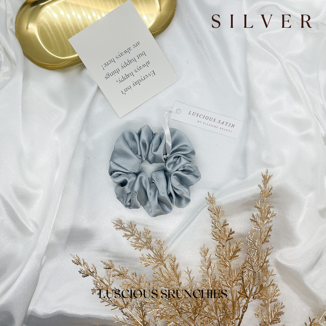 ยางมัดผม สี SILVER ทำจาก Luscious Satin ยางรัดผม เนื้อนุ่มละเอียดเกรดพรีเมี่ยม ไม่ดึงผมจนปวดหัว ถนอมเส้นผม ช่วยให้ผมไม่ขาด