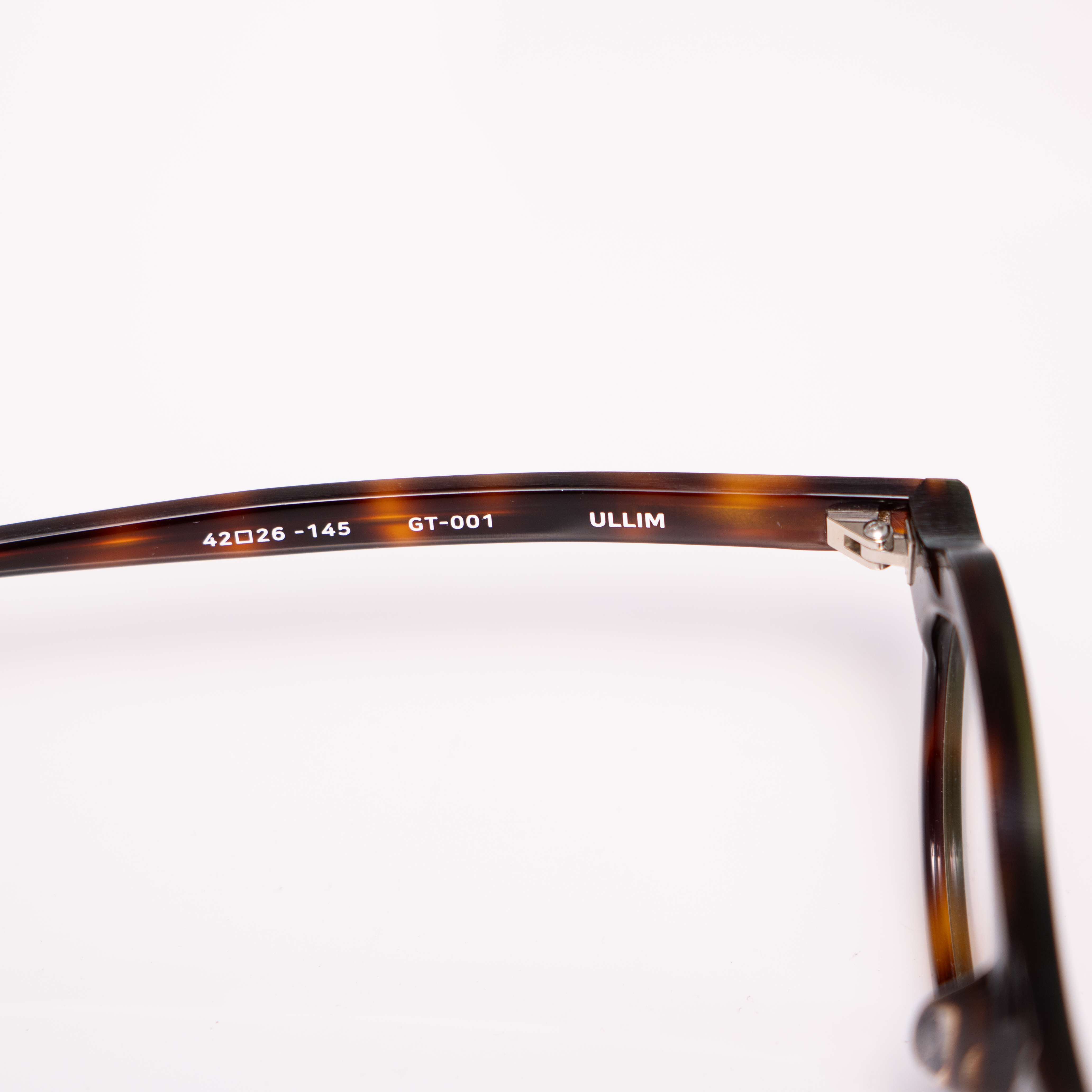 กรอบแว่นHandmadeนำเข้าแบรนด์ OTTO รุ่น ULLIM GT-001 ของแท้