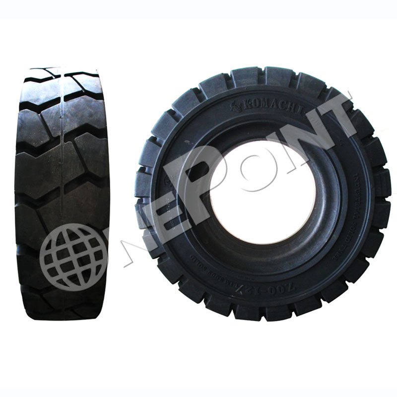 TS22040 SOLID TYRE 'BLACK' 7.00 - 12