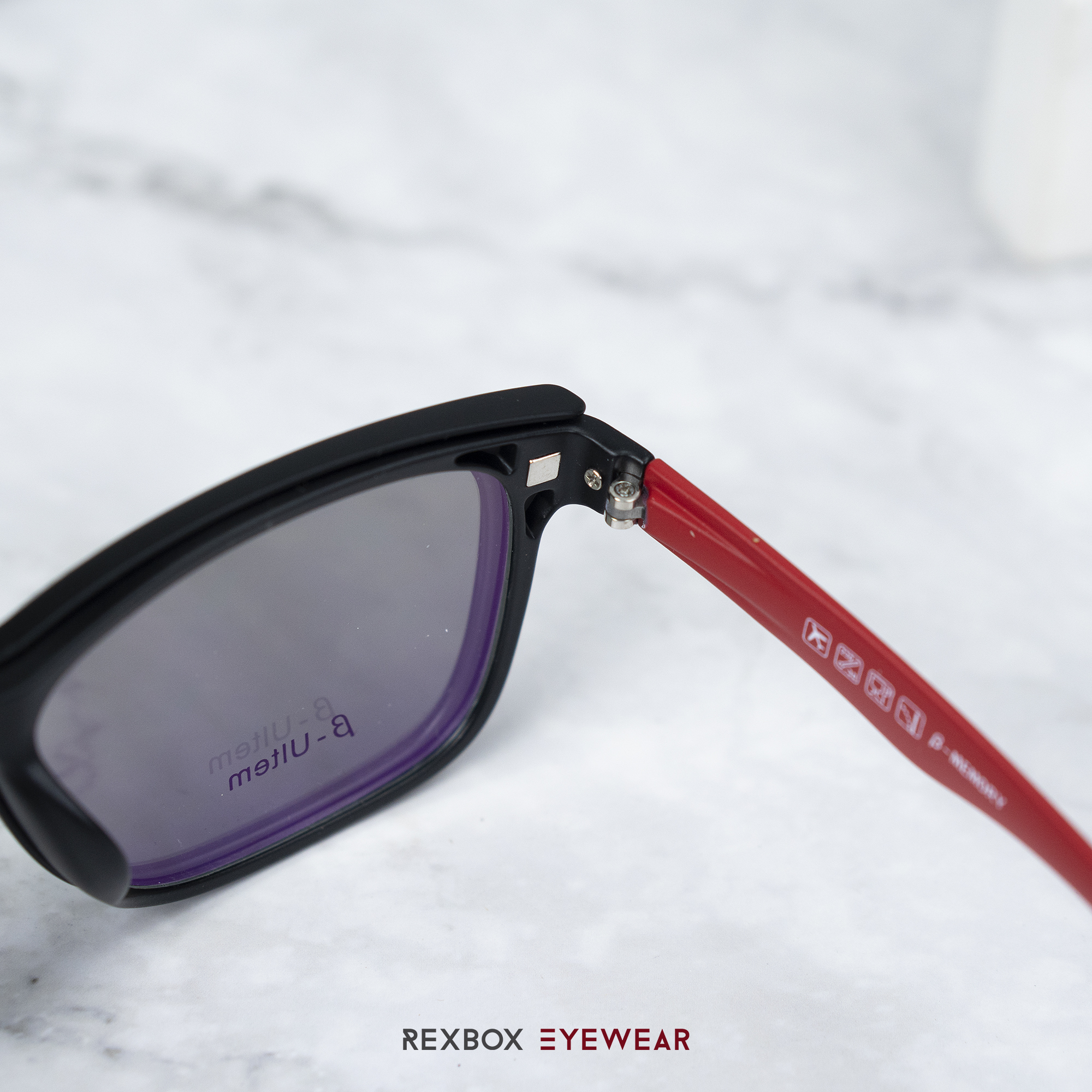 Rexbox | รุ่น Ex11 | กรอบสีดำแดง | คลิปออนเทาเขียว