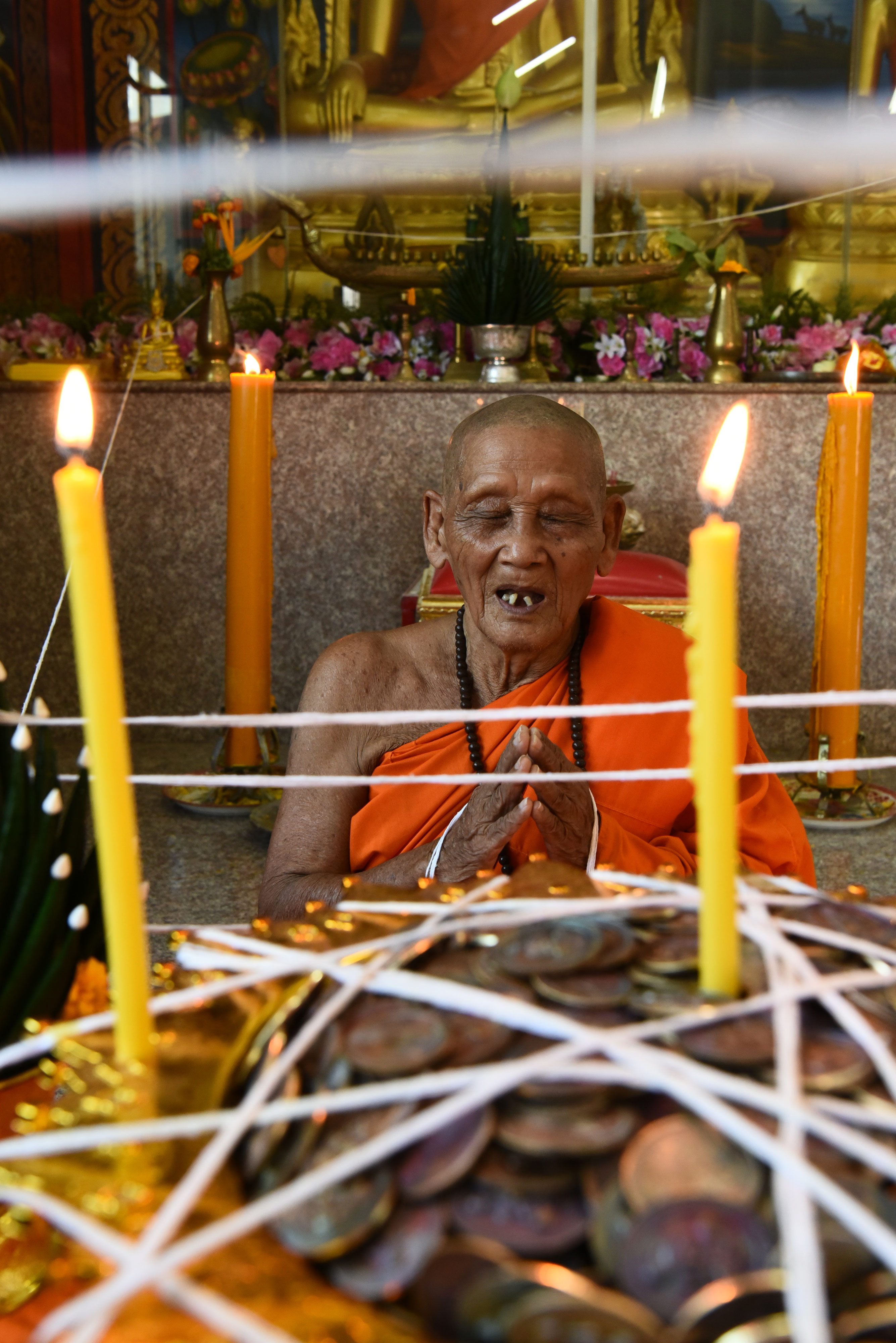 เหรียญ ๕ แชะ พรหมรังสี เศรษฐีดาวนายพล เนื้อเหล็กไหล หลวงปู่จันทร์ วัดซับน้อย