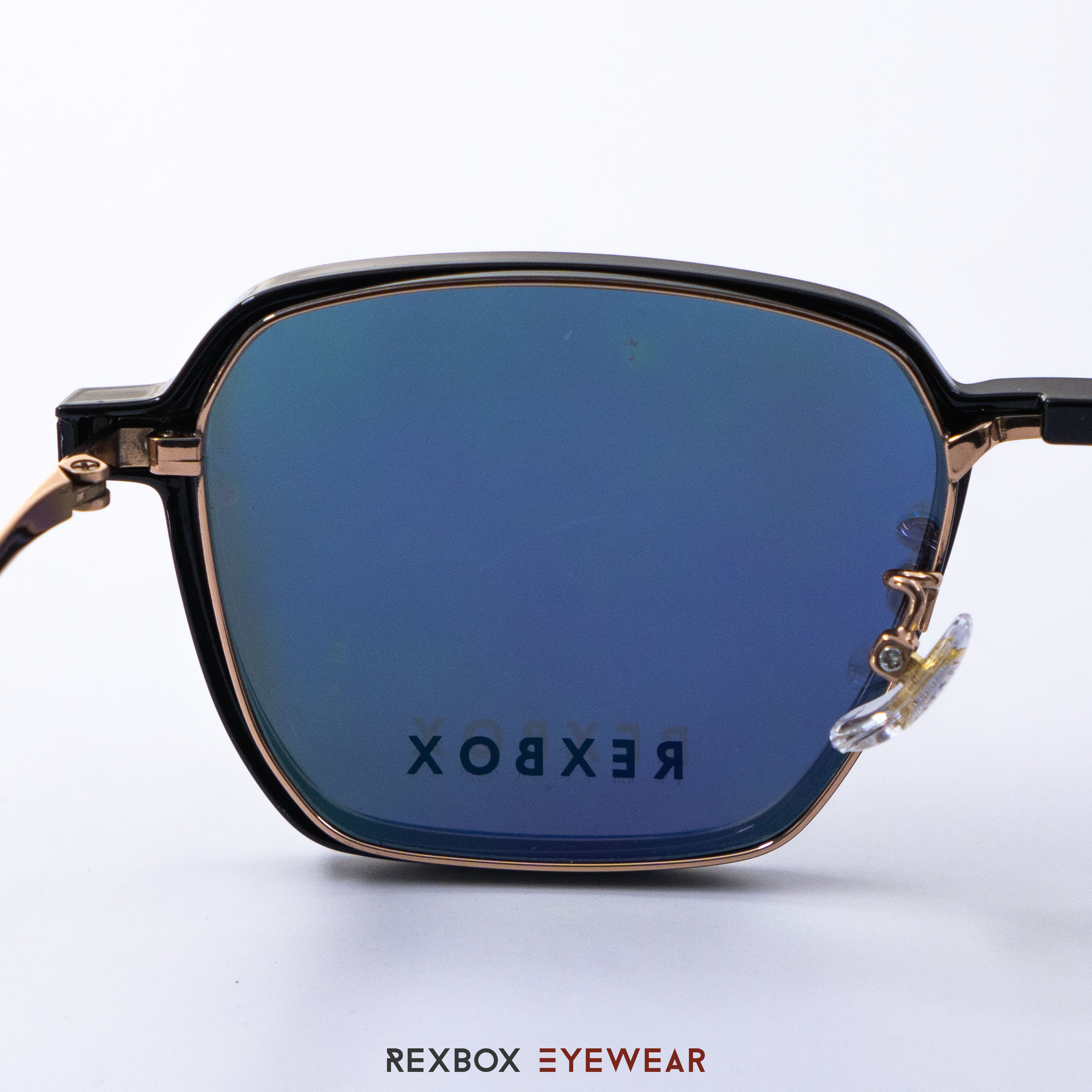 REXBOX รุ่น B-TITANIUM ไทเทเนียม พร้อมคลิปออน Polarized สีดำฉาบปรอทด้านหลังกันยูวี (50073-C17)