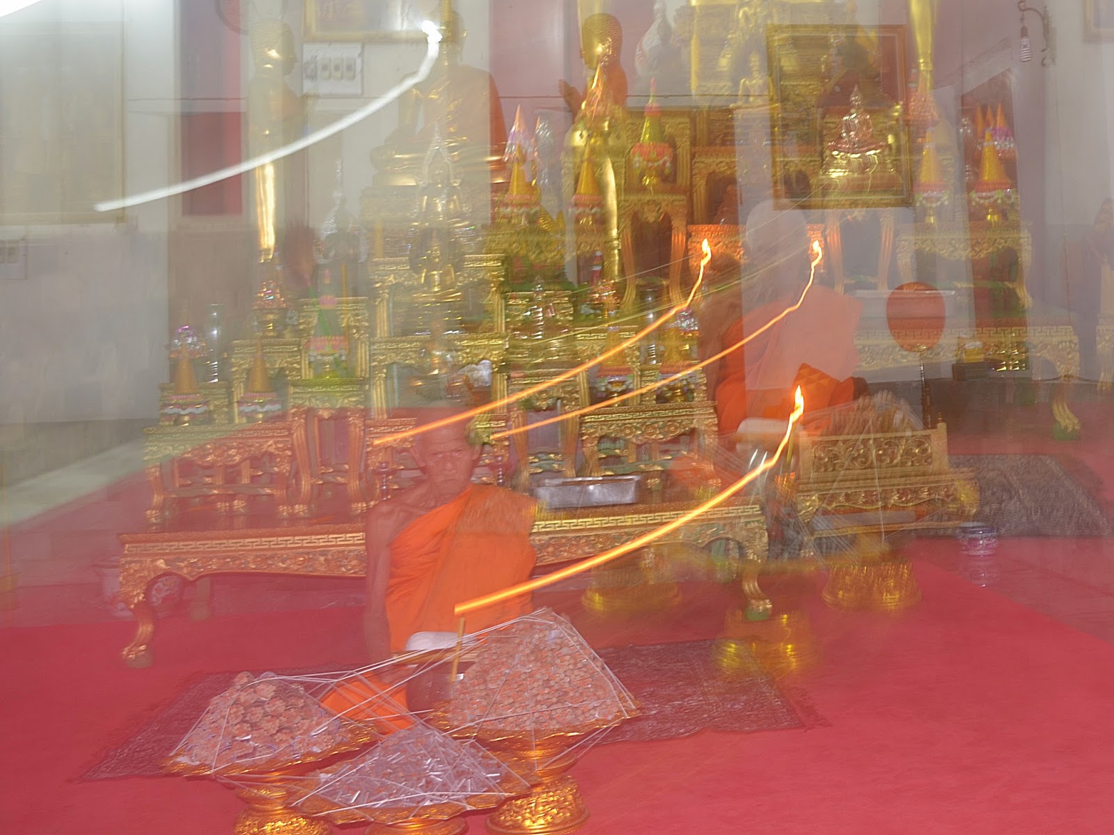 ตะกรุดเมียมาก รุ่น ๕ เทพรัญจวน เนื้อทองคำ 2 นิ้ว อุดผงเทพรัญจวน และผงมหานิทรา หลวงปู่ลอง วัดวิเวกวายุพัด