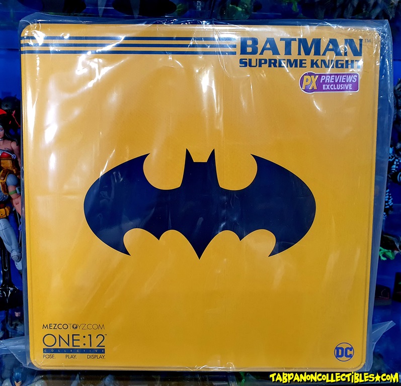 [2020.12] Mezco DC Comics Batman Supreme Knight Batman Blue One:12 Figure - PX Exclusive