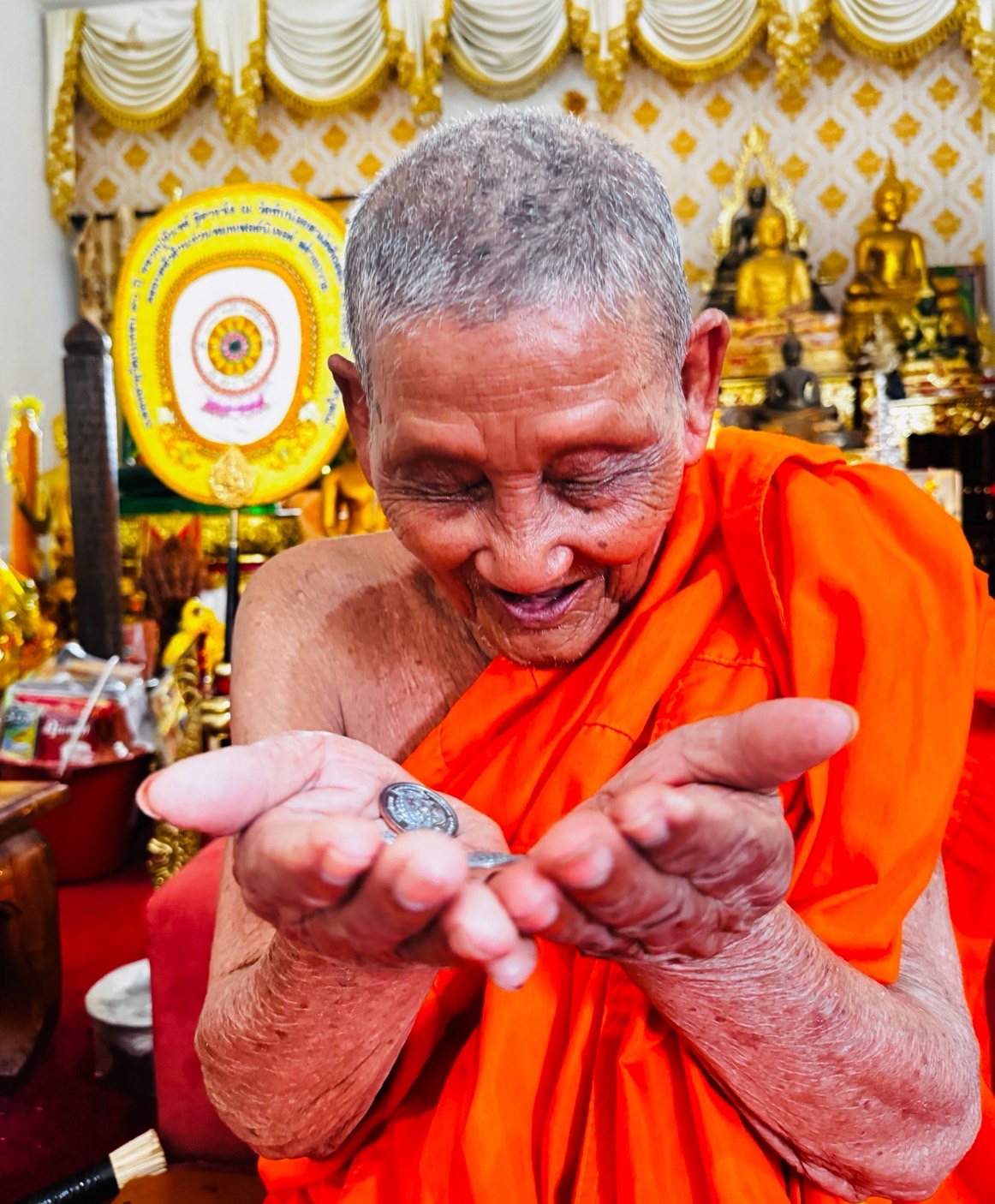 เหรียญพระพิราพ ทรงฤทธิ์แรงครู ด้านหลังบรรจุยันต์ลายมือเส้นวาสนาดี 9 อย่าง เนื้อชนวนมวลสาร รุ่นแรก หลวงปู่จันทร์ วัดซับน้อย