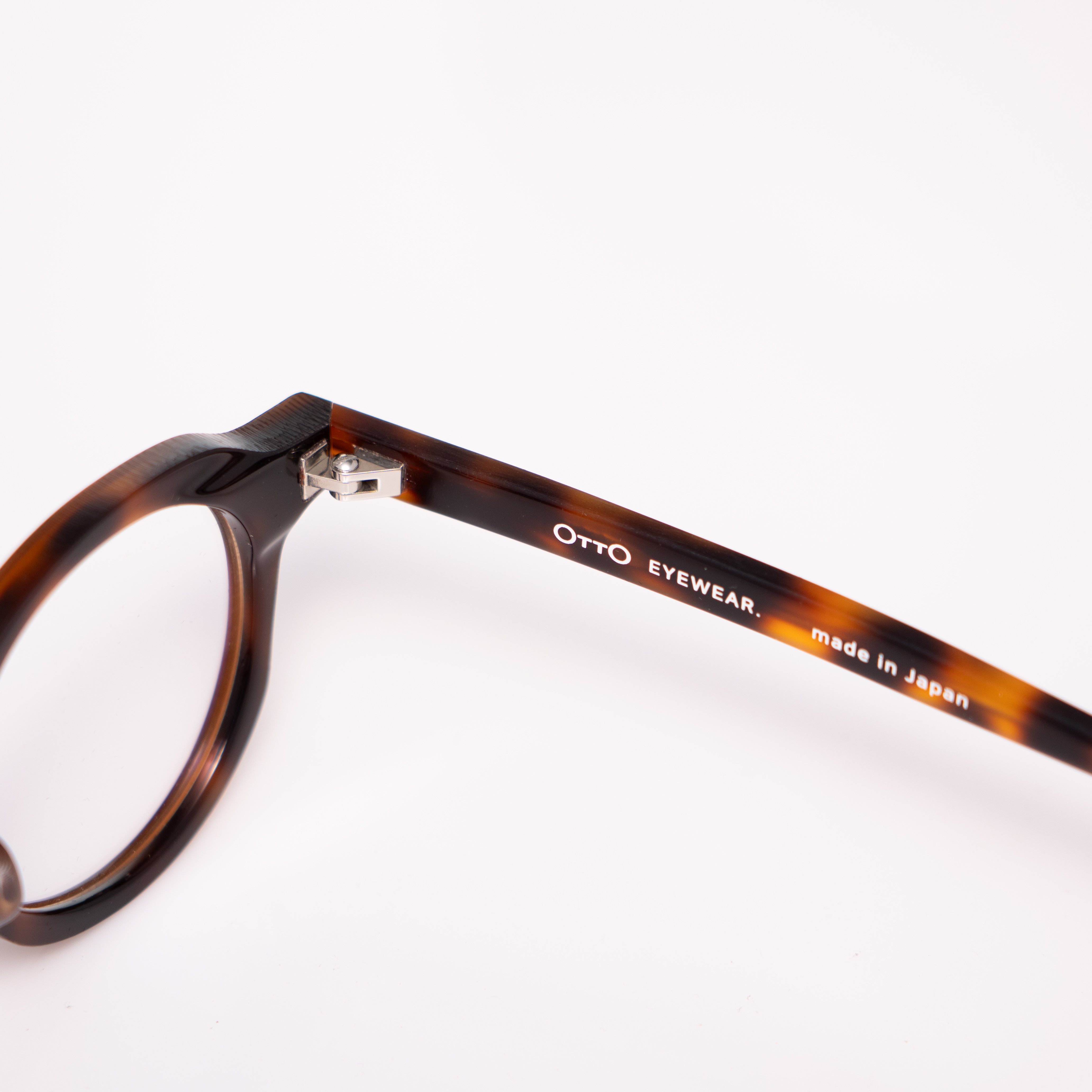 กรอบแว่นHandmadeนำเข้าแบรนด์ OTTO รุ่น ULLIM BT-001 ของแท้