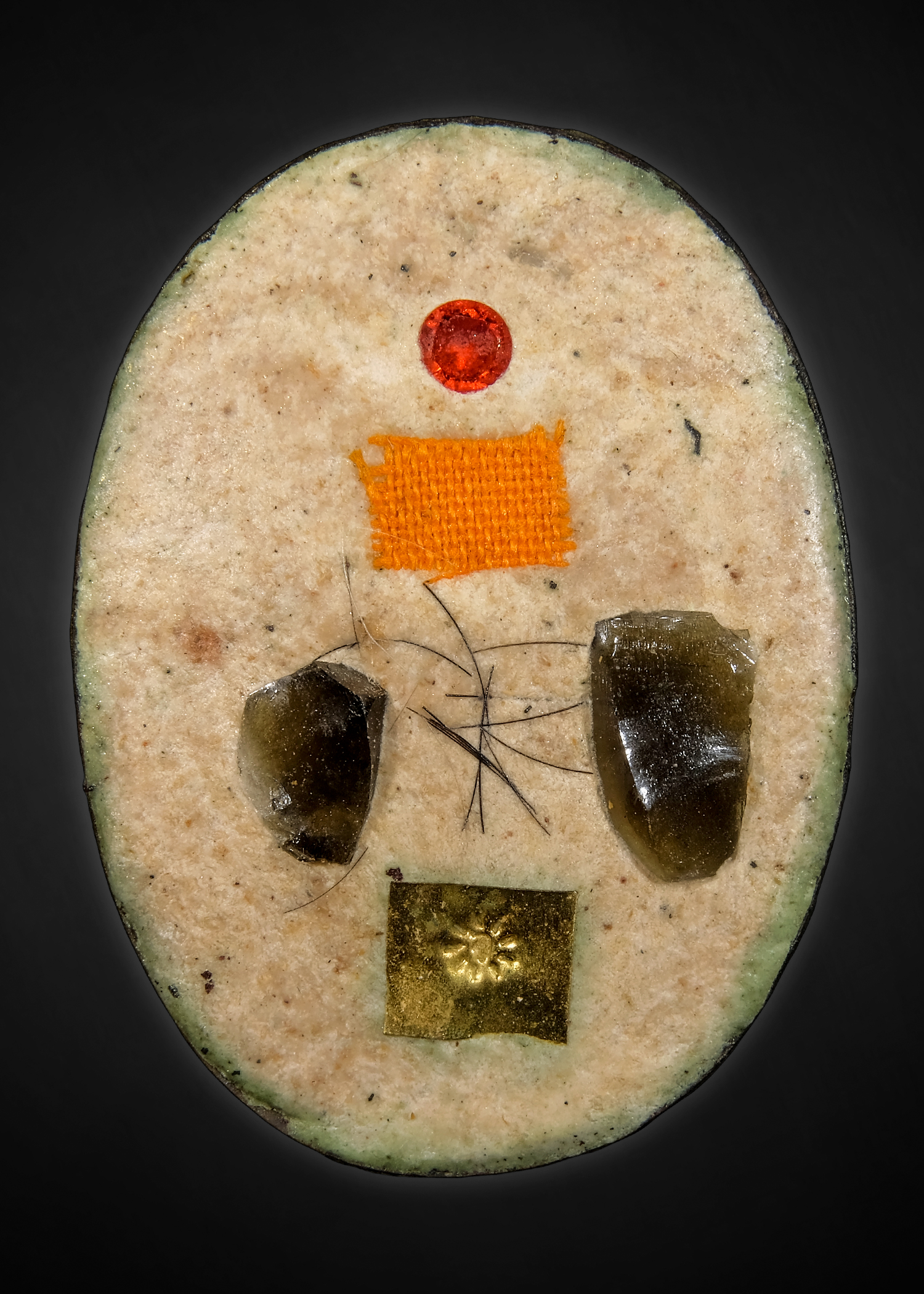 ล็อคเก็ต กวักลาภ (ฉากทอง) หลวงปู่จันทร์ วัดซับน้อย เพชรบูรณ์