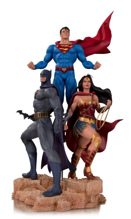 [2018.10] DCC DC Designer Series Trinity by Jason Fabok Statue