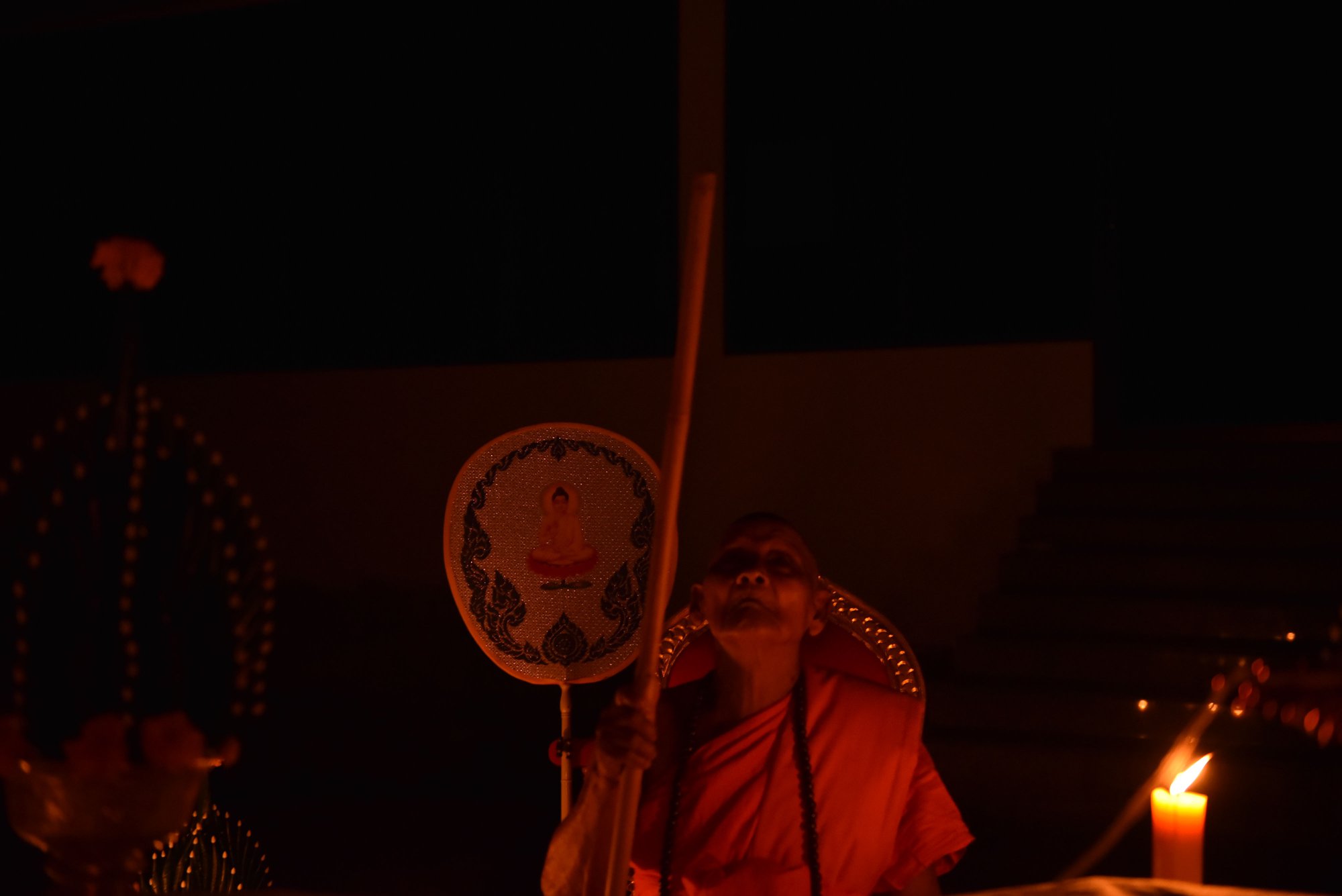 แหวนเพชรกลับ รุ่นแรก หลวงปู่จันทร์ วัดซับน้อย