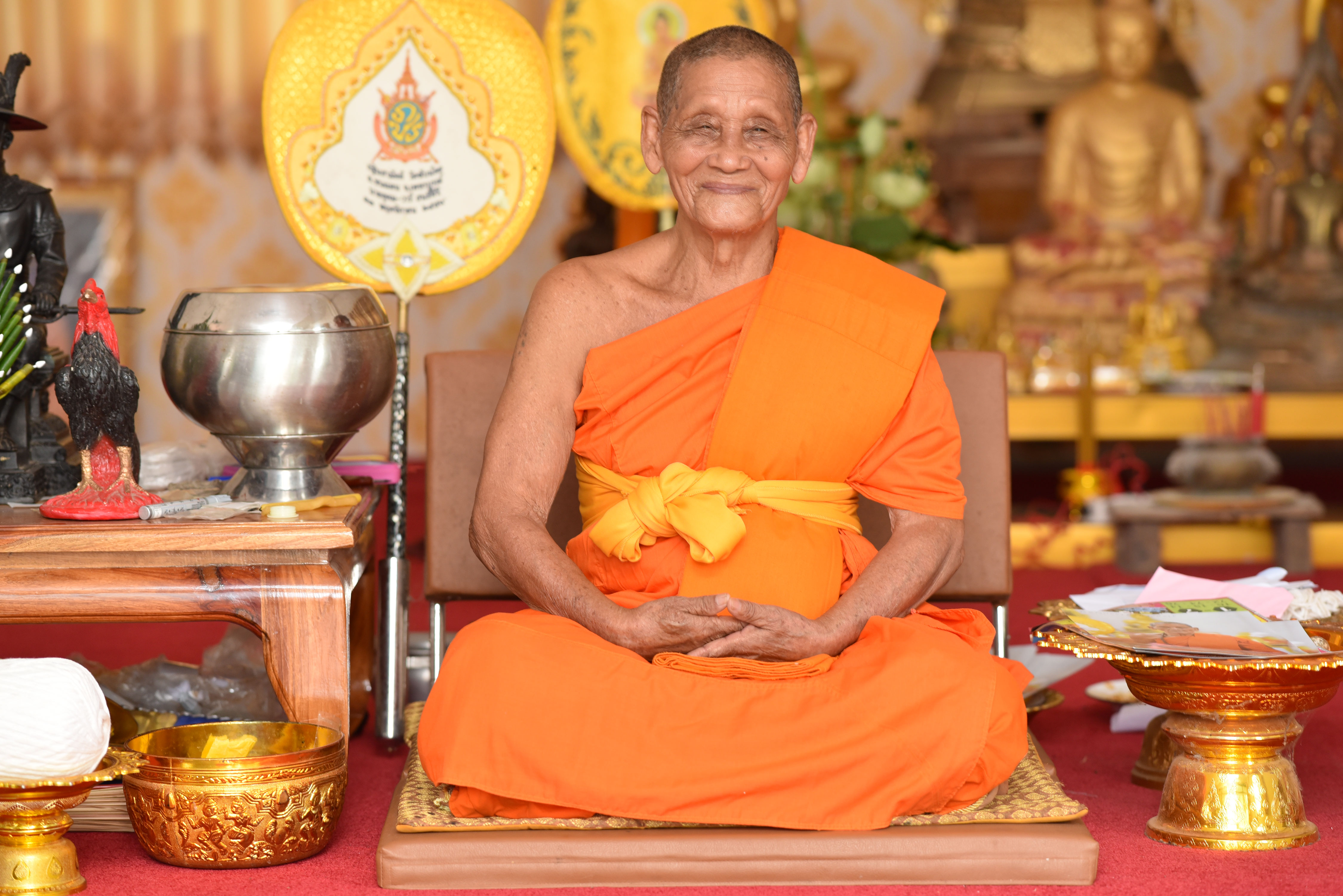 เขี้ยวพญานาค ตะขอเบ็ด เขาควายดำ หลวงปู่จันทร์ วัดซับน้อย