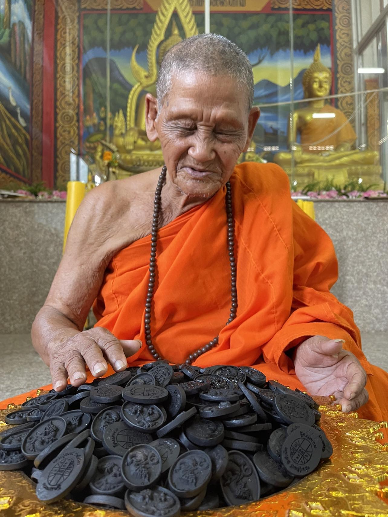 พญานาคราช ดวงเศรษฐี ไม้งิ้วดำ ของทนสิทธิ์ หลวงปู่จันทร์ วัดซับน้อย