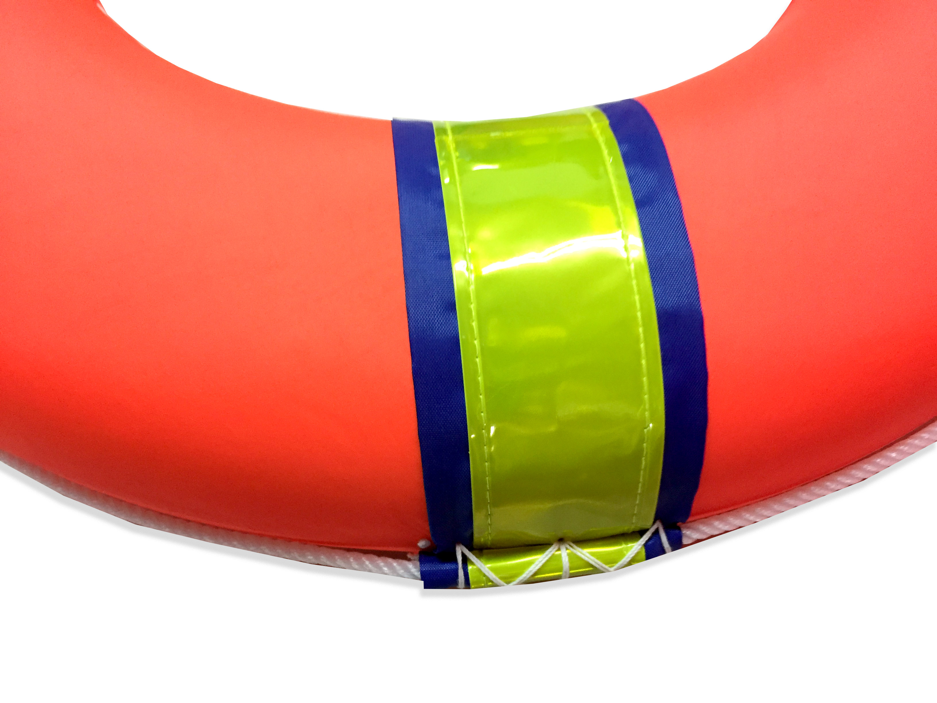 ห่วงชูชีพโฟมหุ้มผ้าดิบสีส้มคาดสีนํ้าเงิน+แถบสะท้อนแสงอย่างดี ขนาด 24 นิ้ว พร้อมเชือกรอบวง