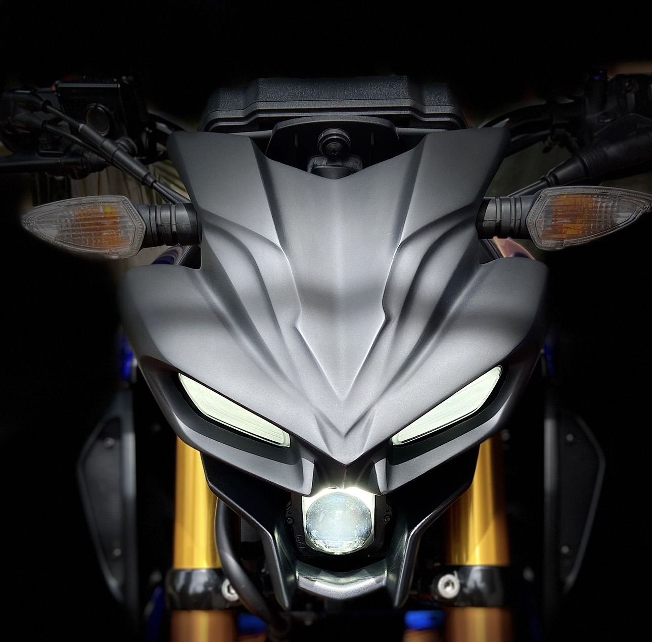 ครอบหน้าMT15 ทรงDevil