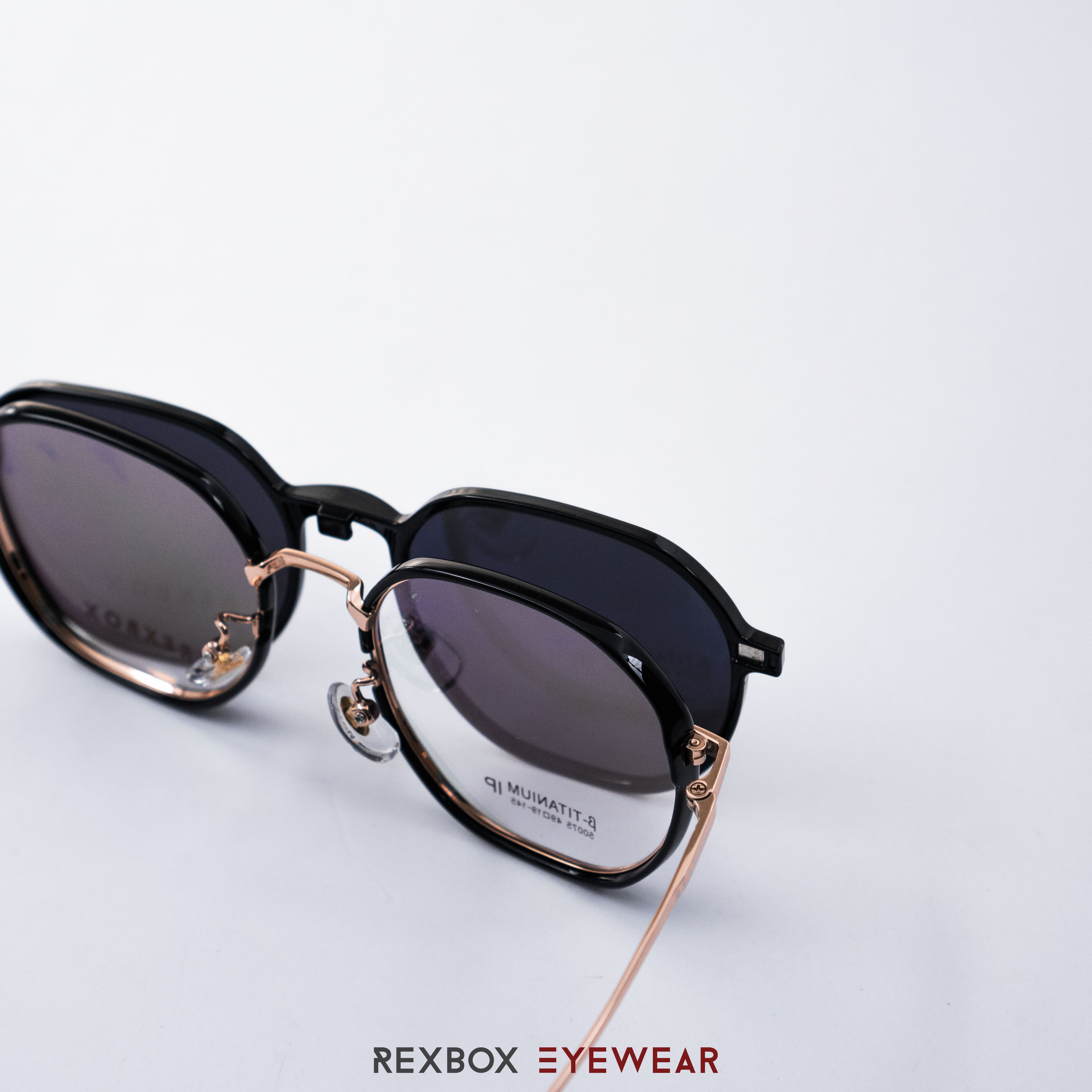 REXBOX รุ่น B-TITANIUM ไทเทเนียม พร้อมคลิปออน Polarized สีดำฉาบปรอทด้านหลังกันยูวี (50075-C2)
