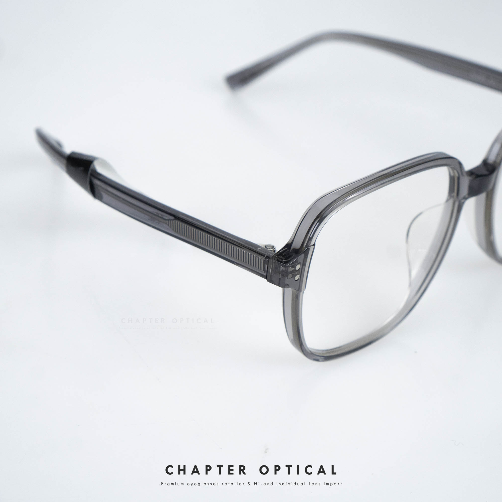 กรอบแว่น BOLON(โบลอน) รุ่น BJ3095-B12 TIM สีเทาใส