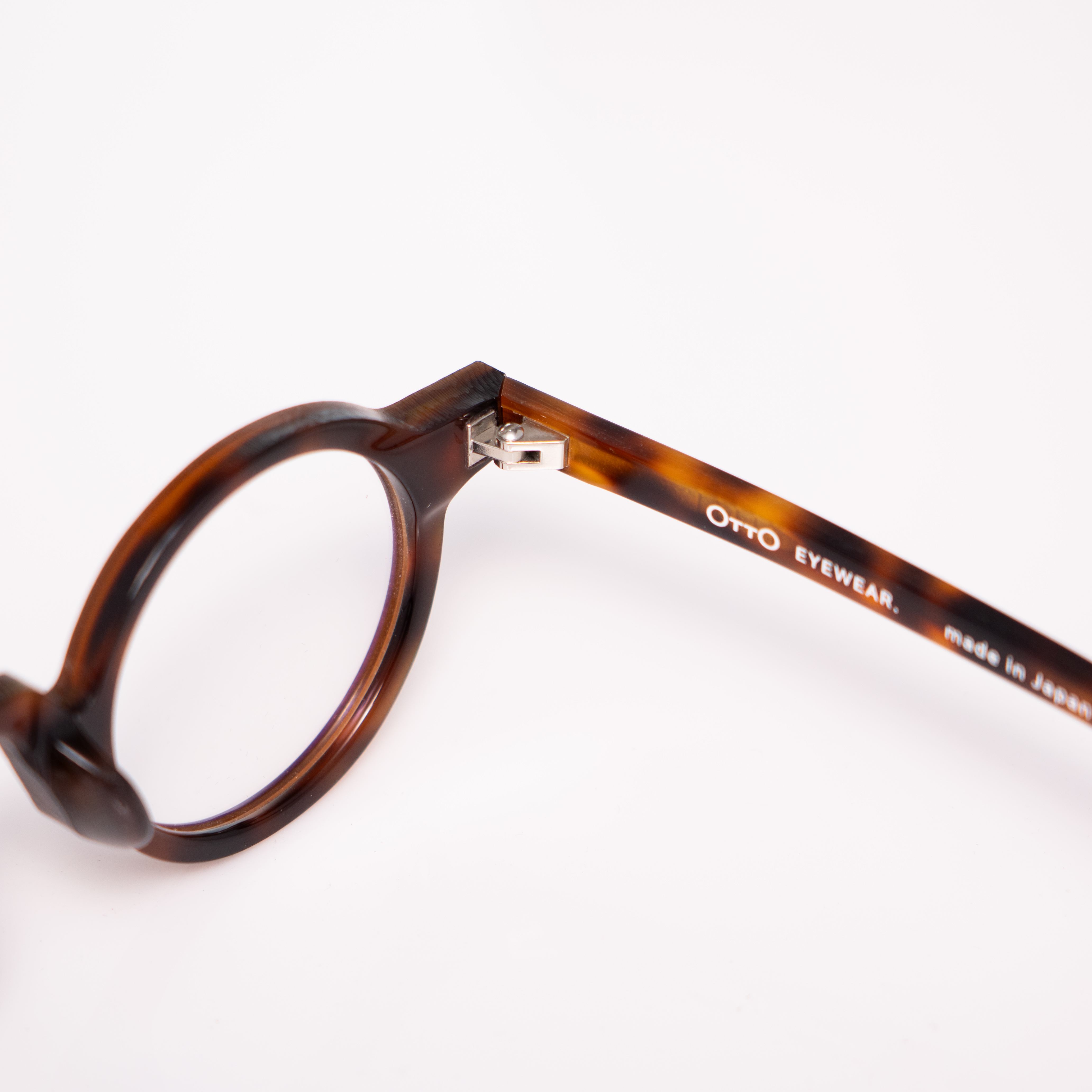 กรอบแว่นHandmadeนำเข้าแบรนด์ OTTO รุ่น AESAL BT-001 ของแท้