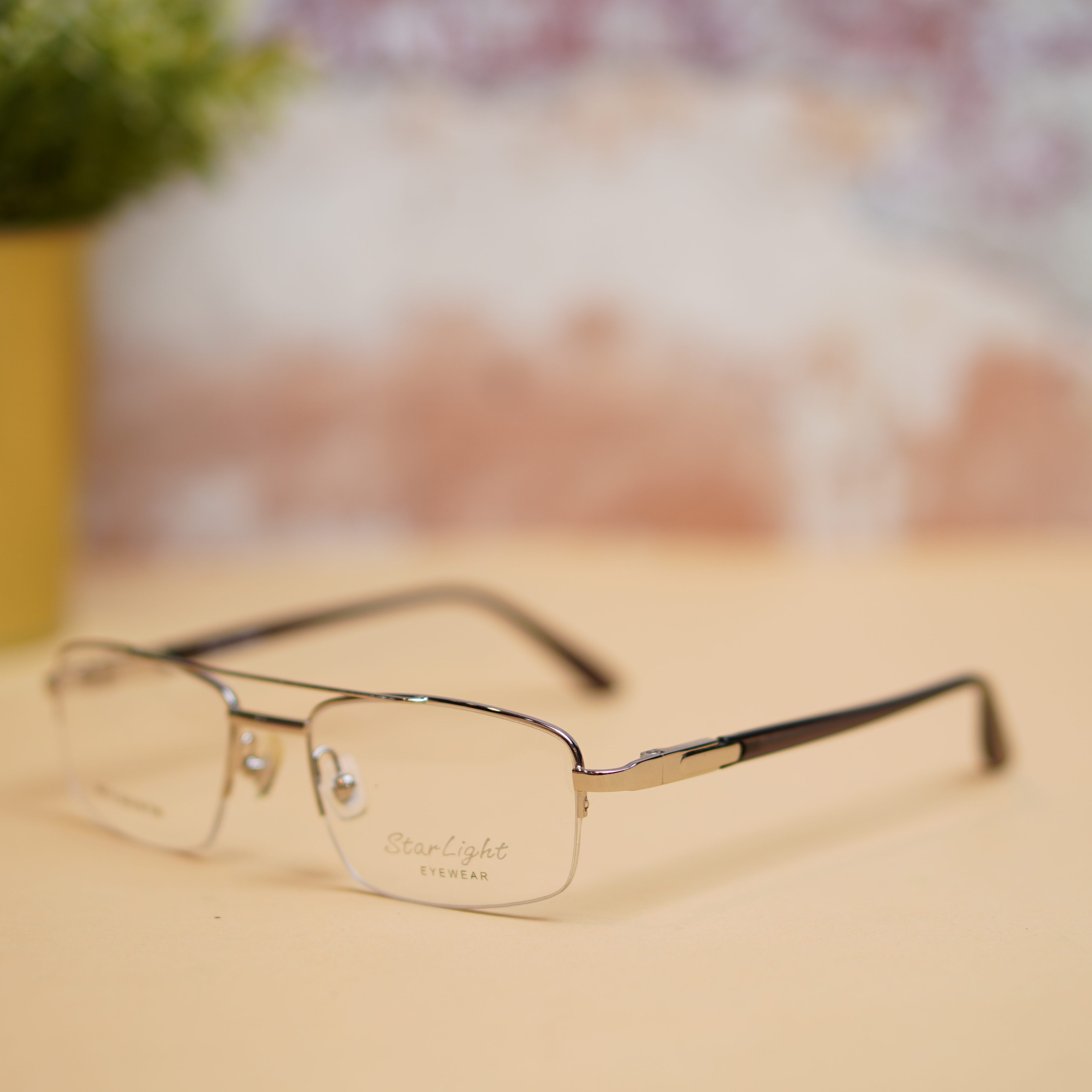 กรอบแว่นแฟชั่น ( รุ่น 687-C2 )