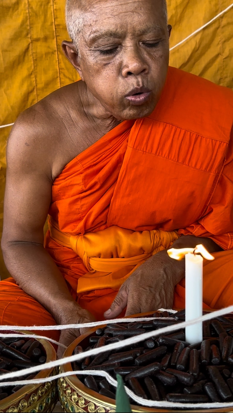 ตะกรุดเหล็กไหล ราหู ยกดวง ยกเคราะห์ หลวงตาจักร จารุวณฺโณ ลูกศิษย์ตาเบ๊าะ