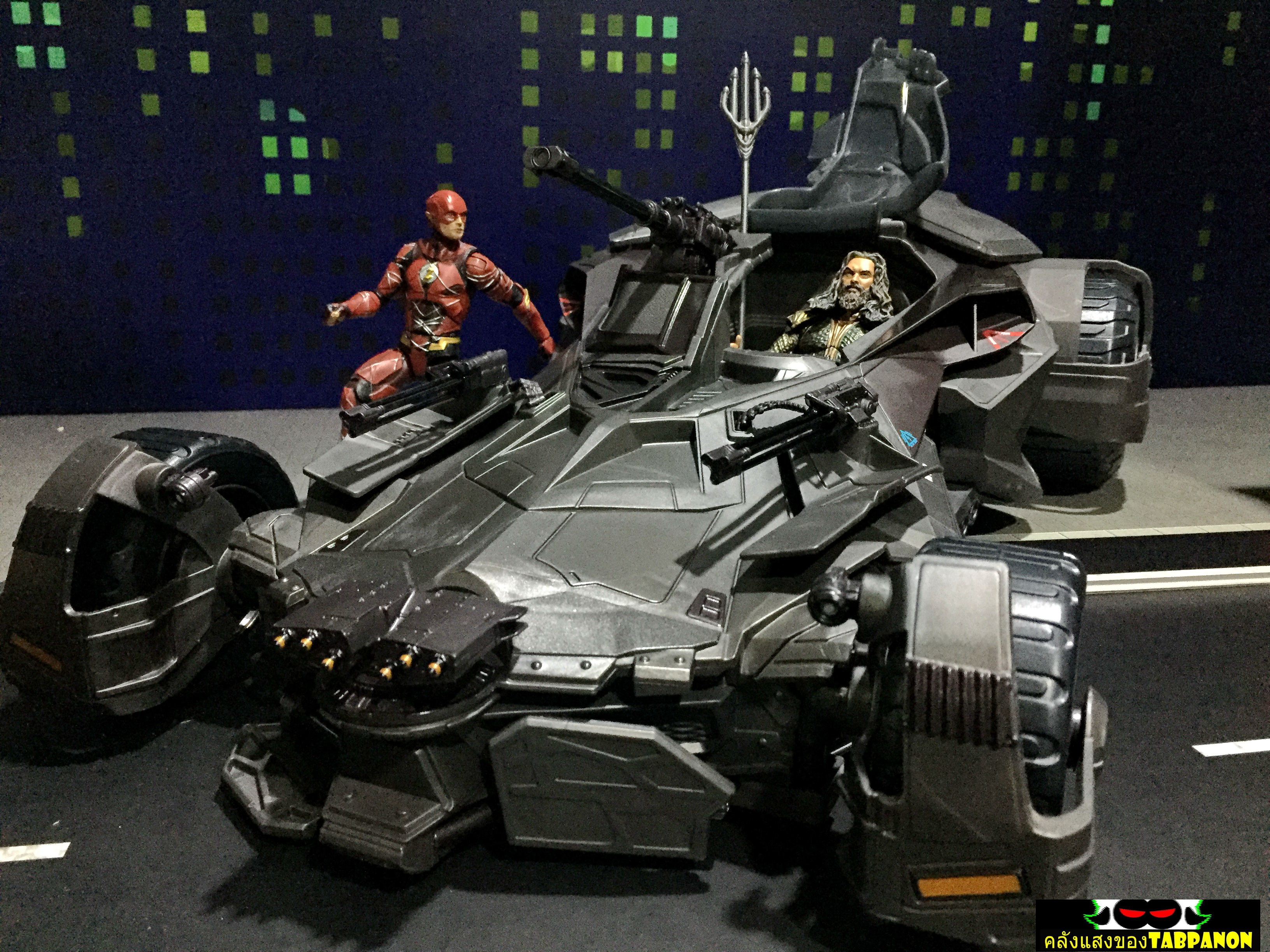 [2017.11] DC Multiverse Justice League Batmobile Vehicle