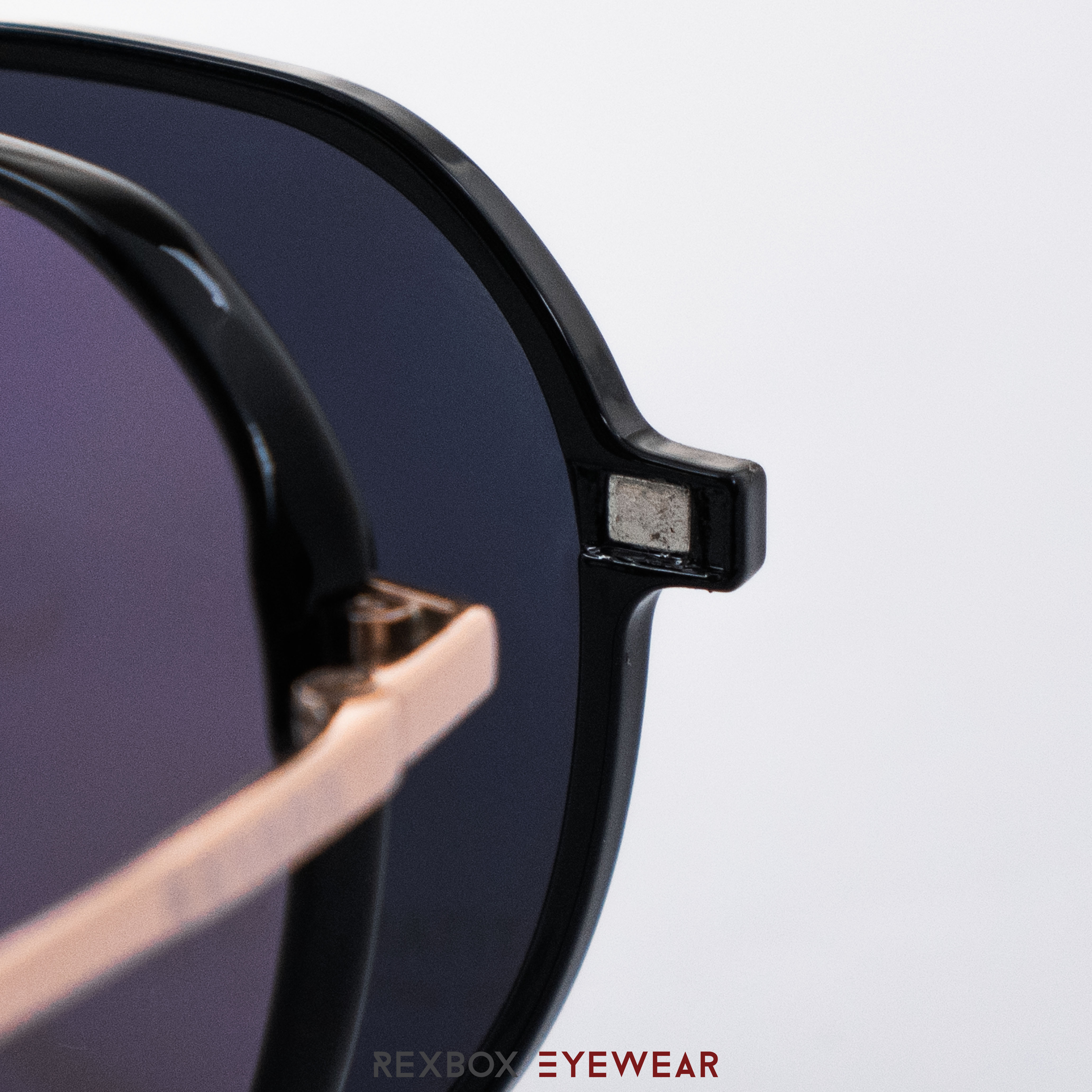 REXBOX รุ่น B-TITANIUM ไทเทเนียม พร้อมคลิปออน Polarized สีดำฉาบปรอทด้านหลังกันยูวี (50075-C2)