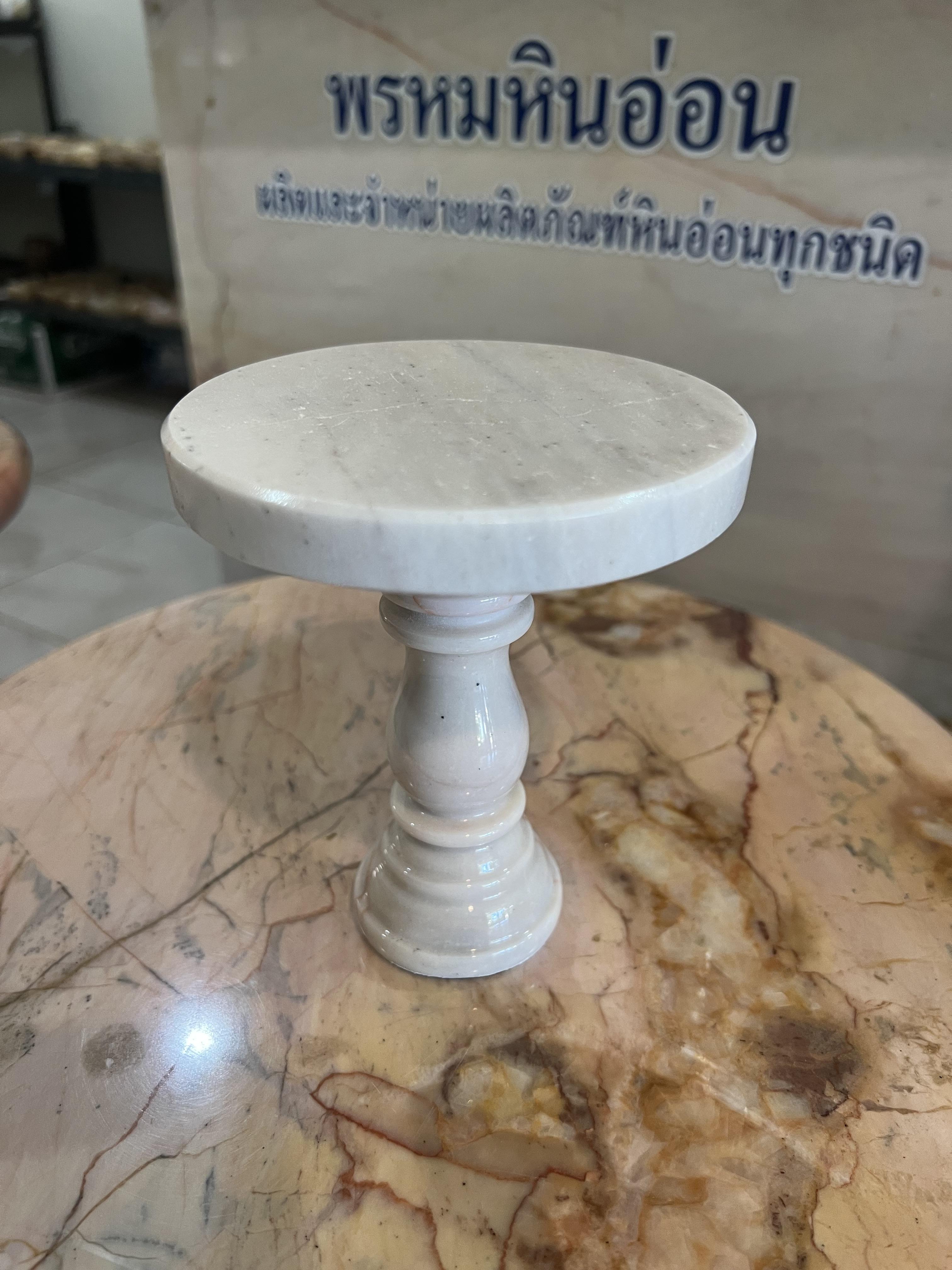 แท่นโชว์สินค้าหินอ่อน
