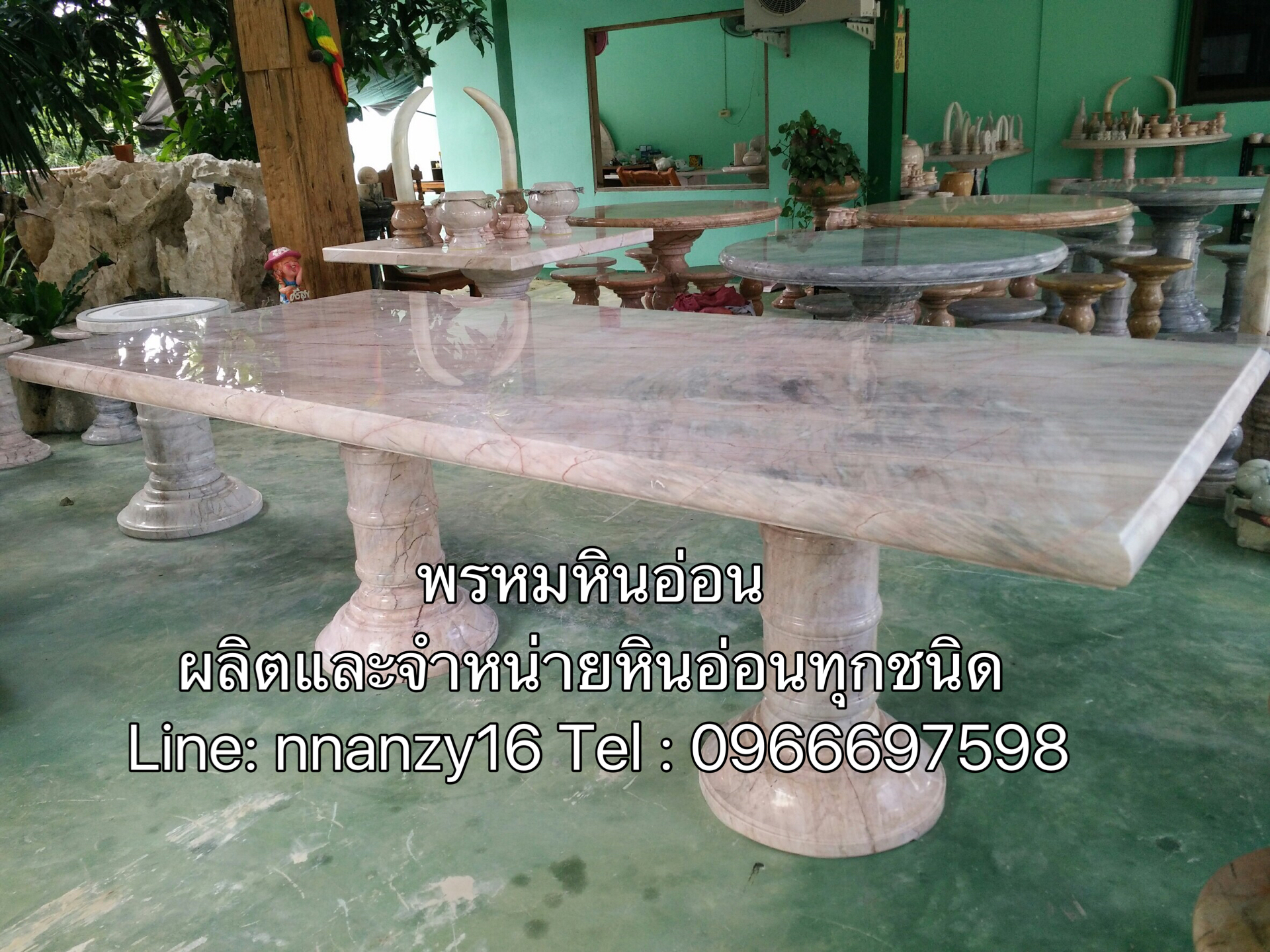 โต๊ะหินอ่อนแบบเหลี่ยม