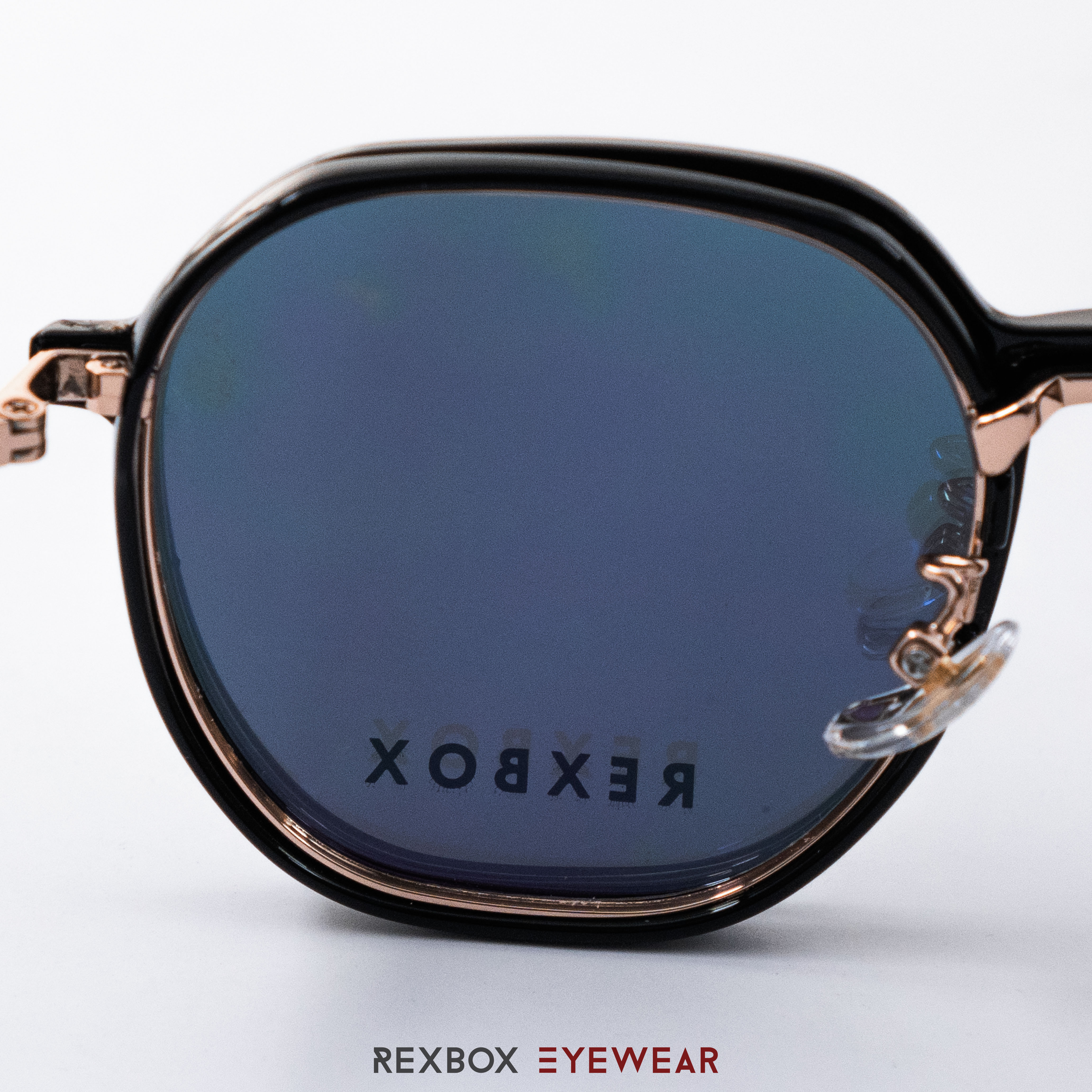 REXBOX รุ่น B-TITANIUM ไทเทเนียม พร้อมคลิปออน Polarized สีดำฉาบปรอทด้านหลังกันยูวี (50075-C2)