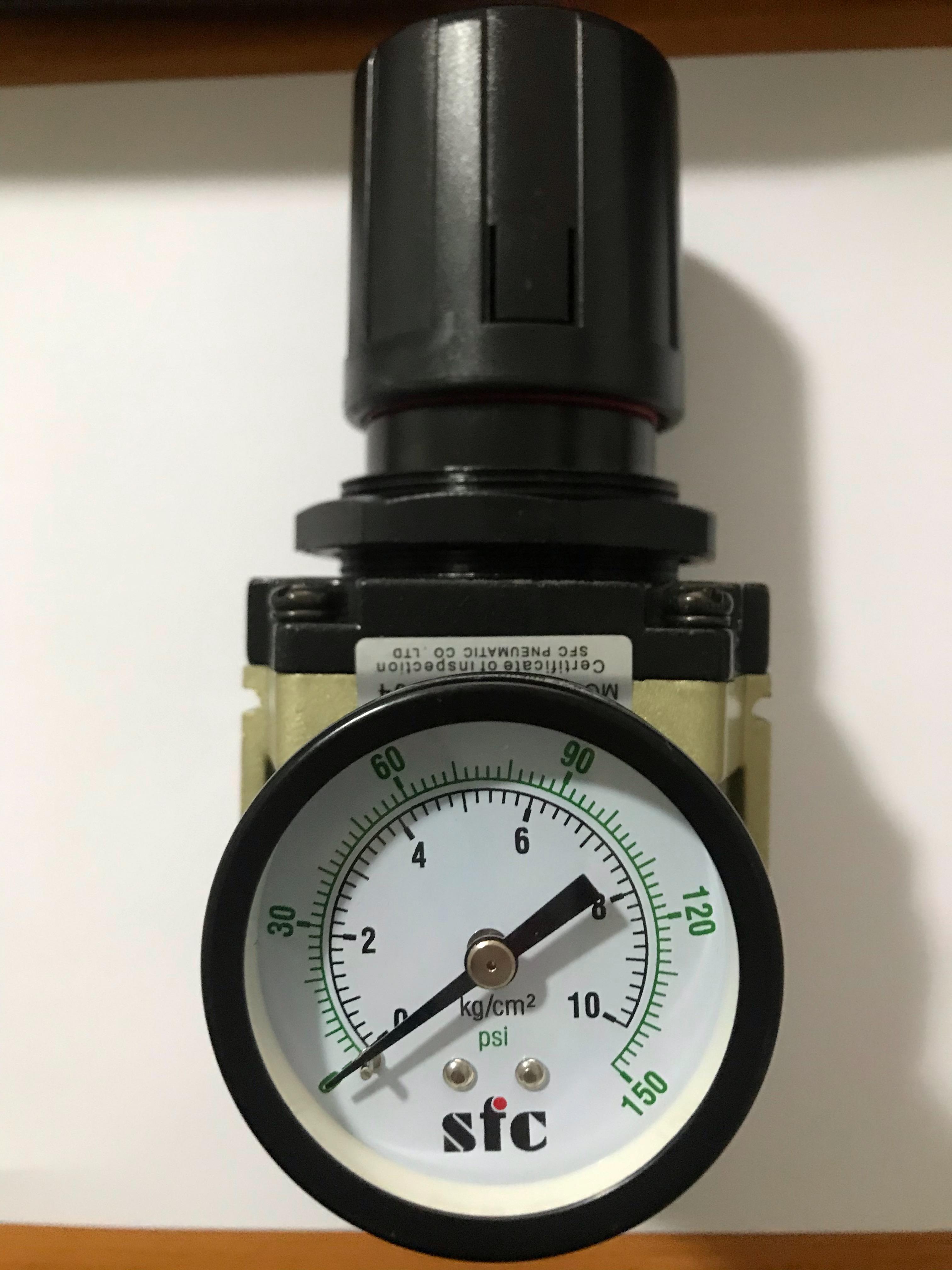 ตัวปรับแรงดันลม Regulator รุ่น AR4000-04