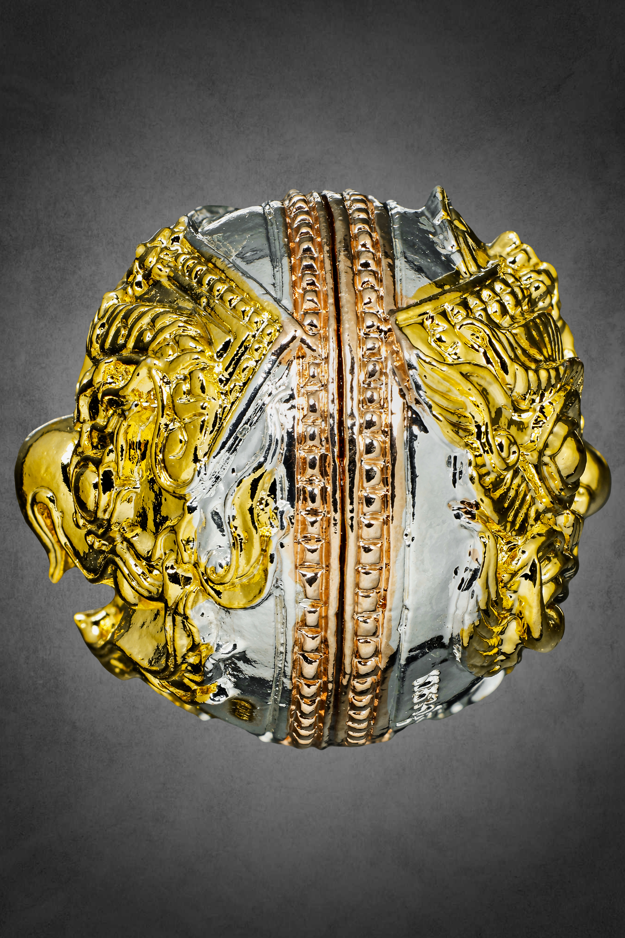 ปรอทกรอ พระราหู ทรงครุฑ รุ่น ๓ เนื้อสามกษัตริย์ หลวงปู่จันทร์ วัดซับน้อย จ.เพชรบูรณ์