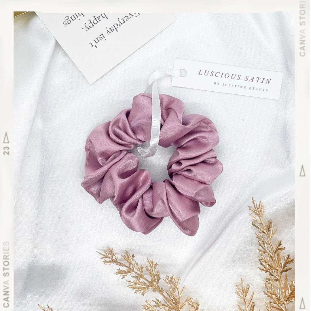 ยางมัดผม สี PINK ทำจาก Luscious Satin ยางรัดผม เนื้อนุ่มละเอียดเกรดพรีเมี่ยม ไม่ดึงผมจนปวดหัว ถนอมเส้นผม ช่วยให้ผมไม่ขาด