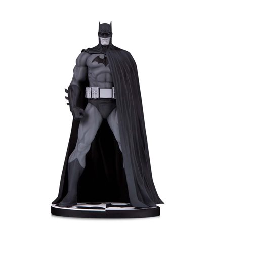[2020.10] DC Direct Batman Black and White Batman V.3 by Jim Lee Statue