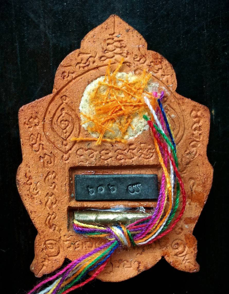 หน้าขุนแผน รุ่น ๒ แรงเมตตามหานิยม พิมพ์พระเอกลิเก หลวงปู่ลอง วัดวิเวกวายุพัด