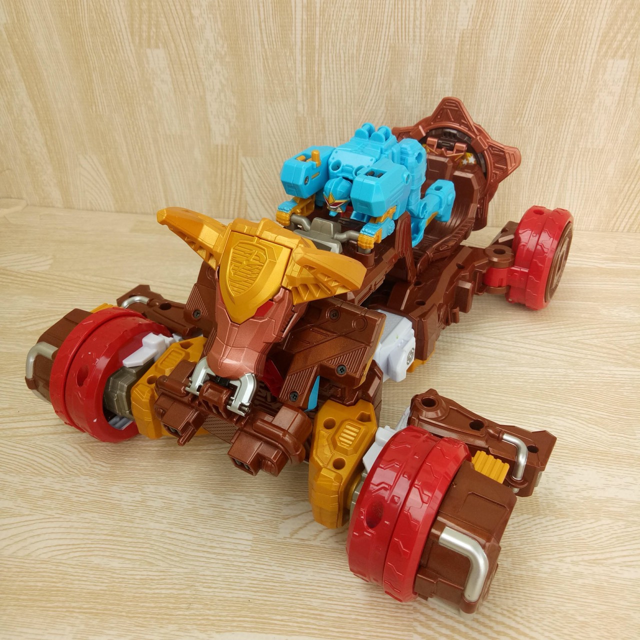 DX Bison King หุ่นยนต์แปลงร่างขบวนการนินนินเจอร์ ของแท้จากญี่ปุ่น