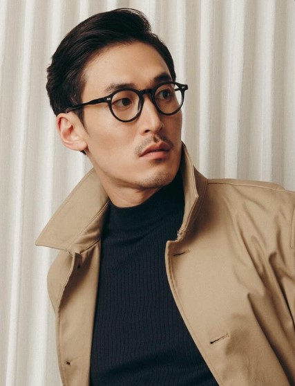 MOSCOT / originals NYC - MILTZEN col. BLACK (Size.49)