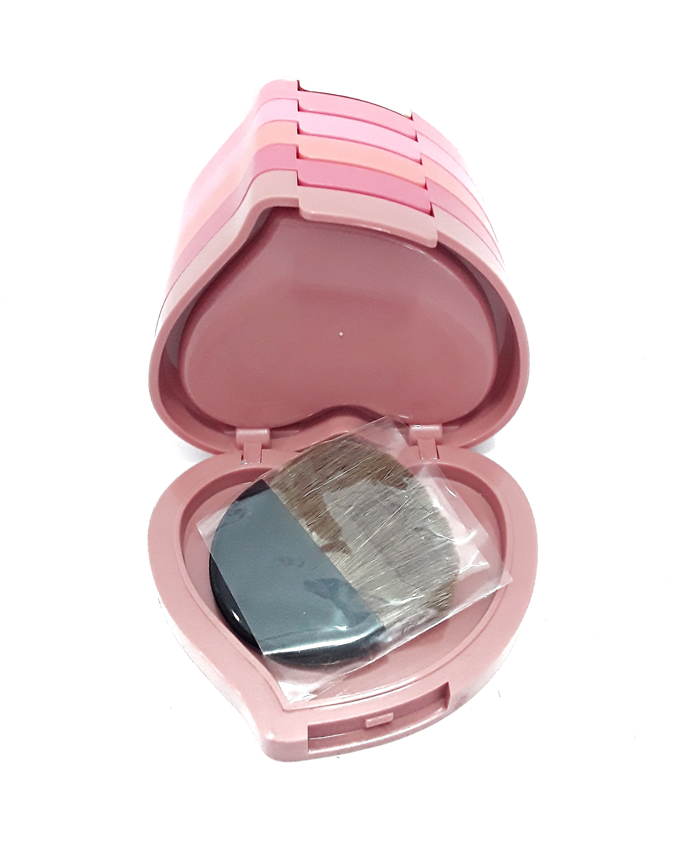 ปัดแก้มคอนโด 5 สี KISS BEAUTY ตลับหัวใจ