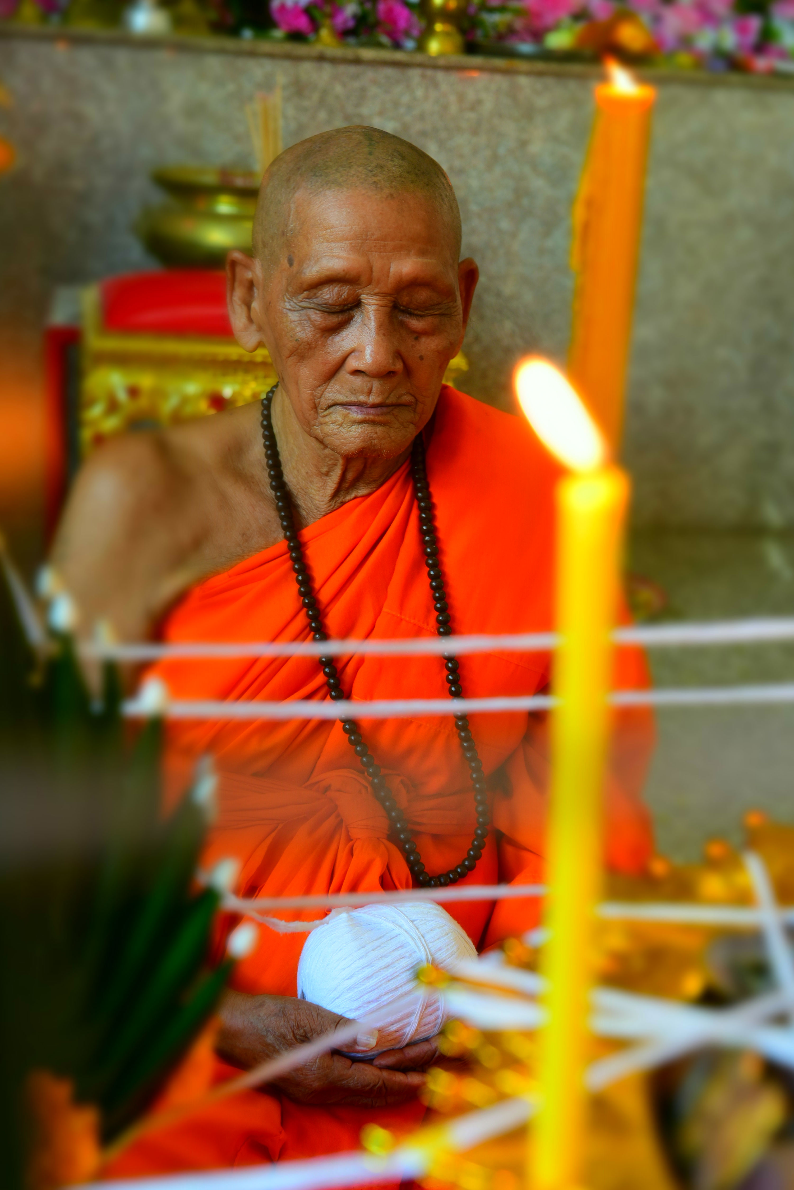 เหรียญ ๕ แชะ พรหมรังสี เศรษฐีดาวนายพล เนื้อนวะโลหะหน้ากากเงิน หลวงปู่จันทร์ วัดซับน้อย