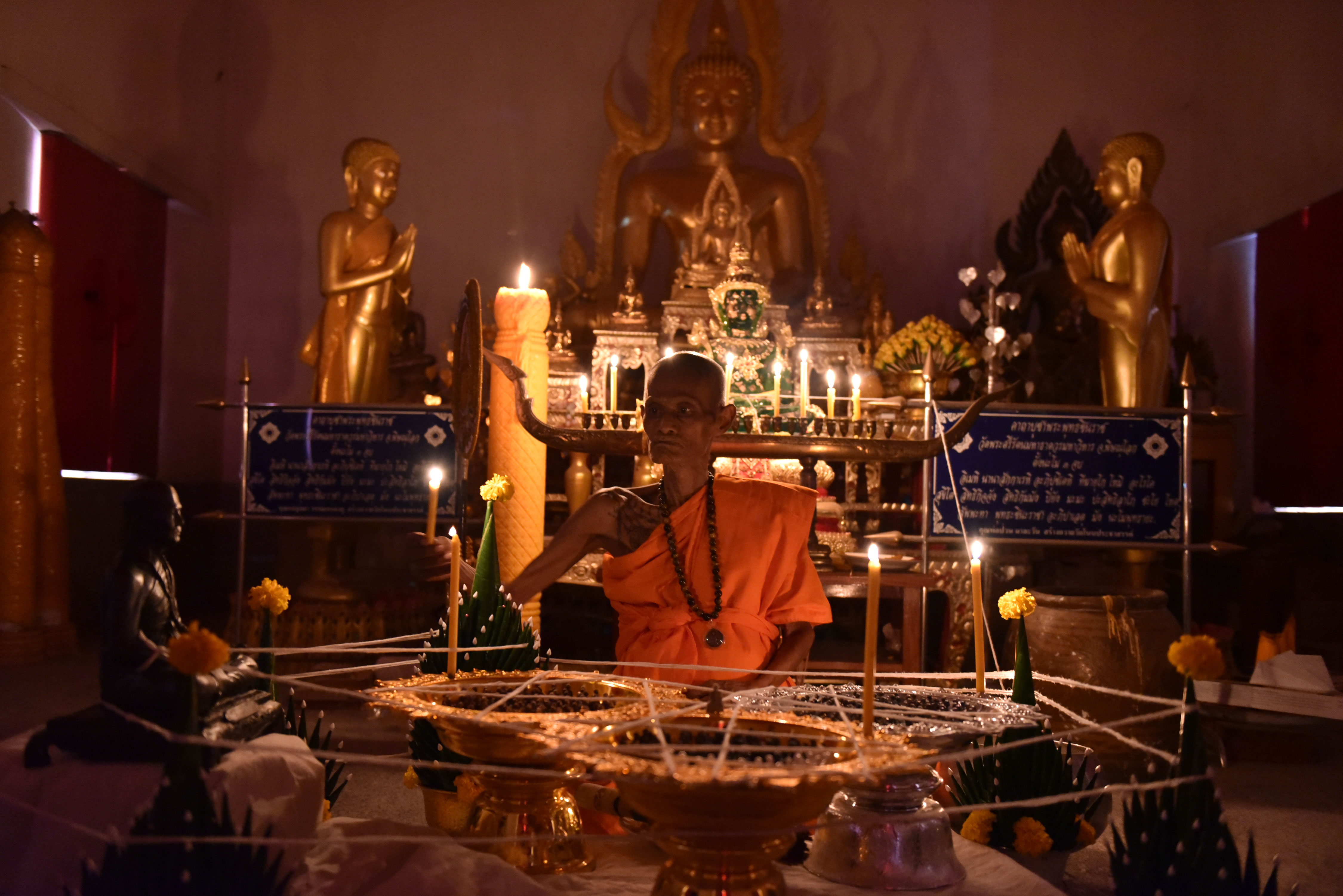 รูปหล่อรุ่นแรก เนื้อเมฆพัตร พระอธิการเหลย เตชะปัญโญ 33 พรรษา