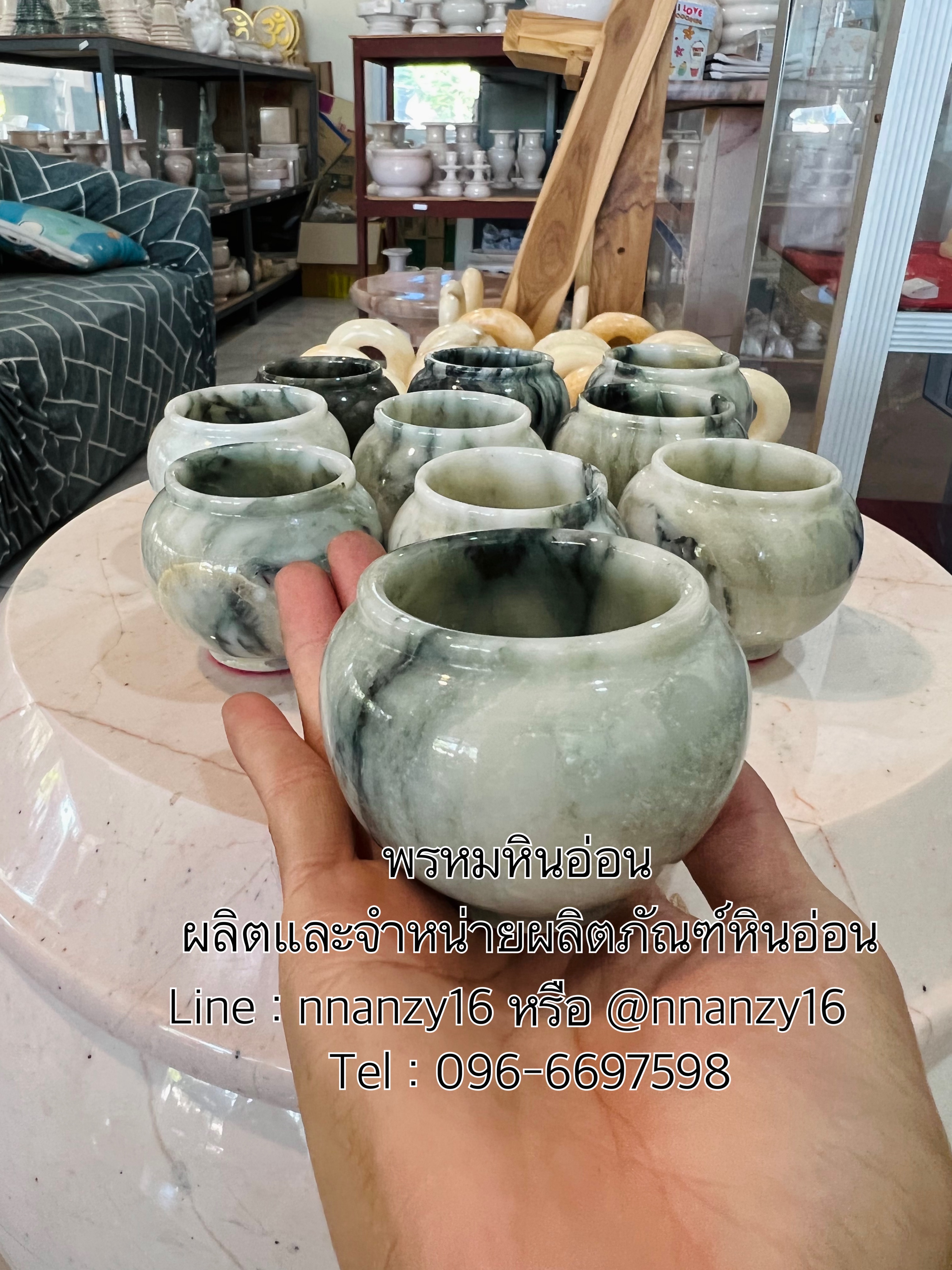 โอ่งน้ำนกหินอ่อน