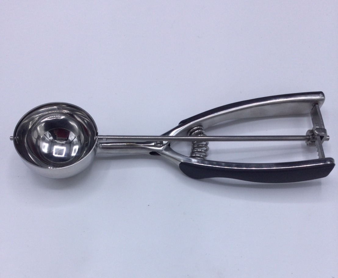 ที่ตักไอศครีม (สปริง ด้ามจับซิลิโคน)( Ice Cream Scoop )