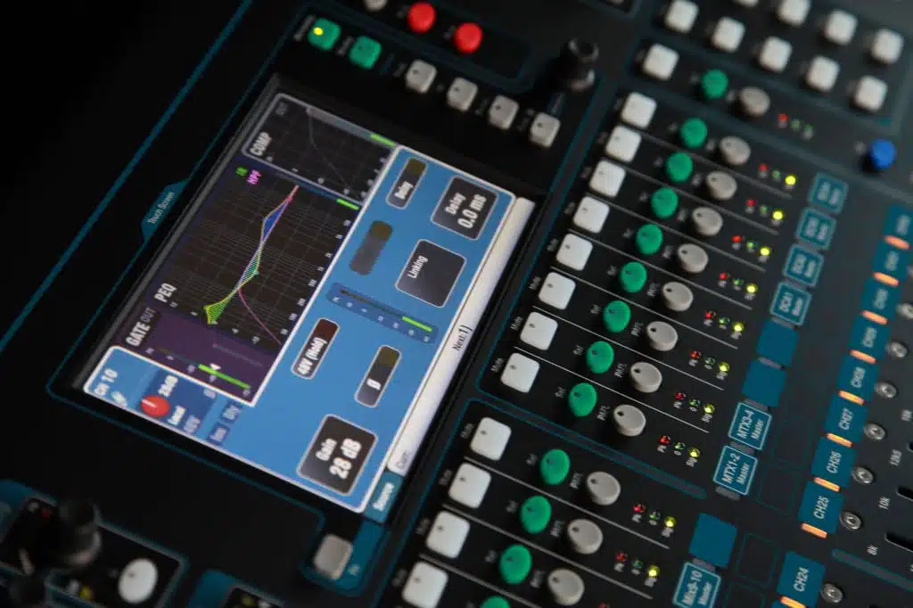 allen-heath Qu-16 ดิจิตอลมิกเซอร์ 16 แชลแนล Compact digital mixing 16 Mono Inputs