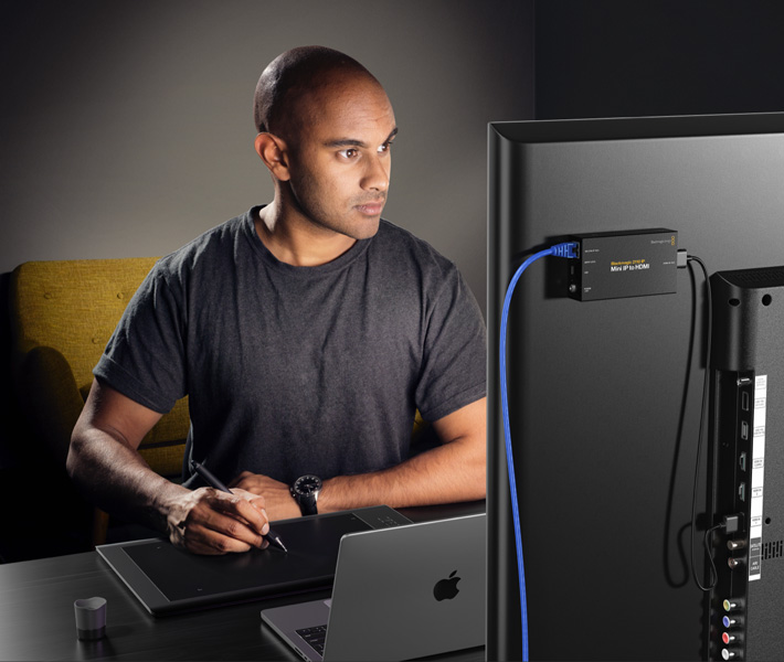 Blackmagic 2110 IP Mini IP to HDMI SFP