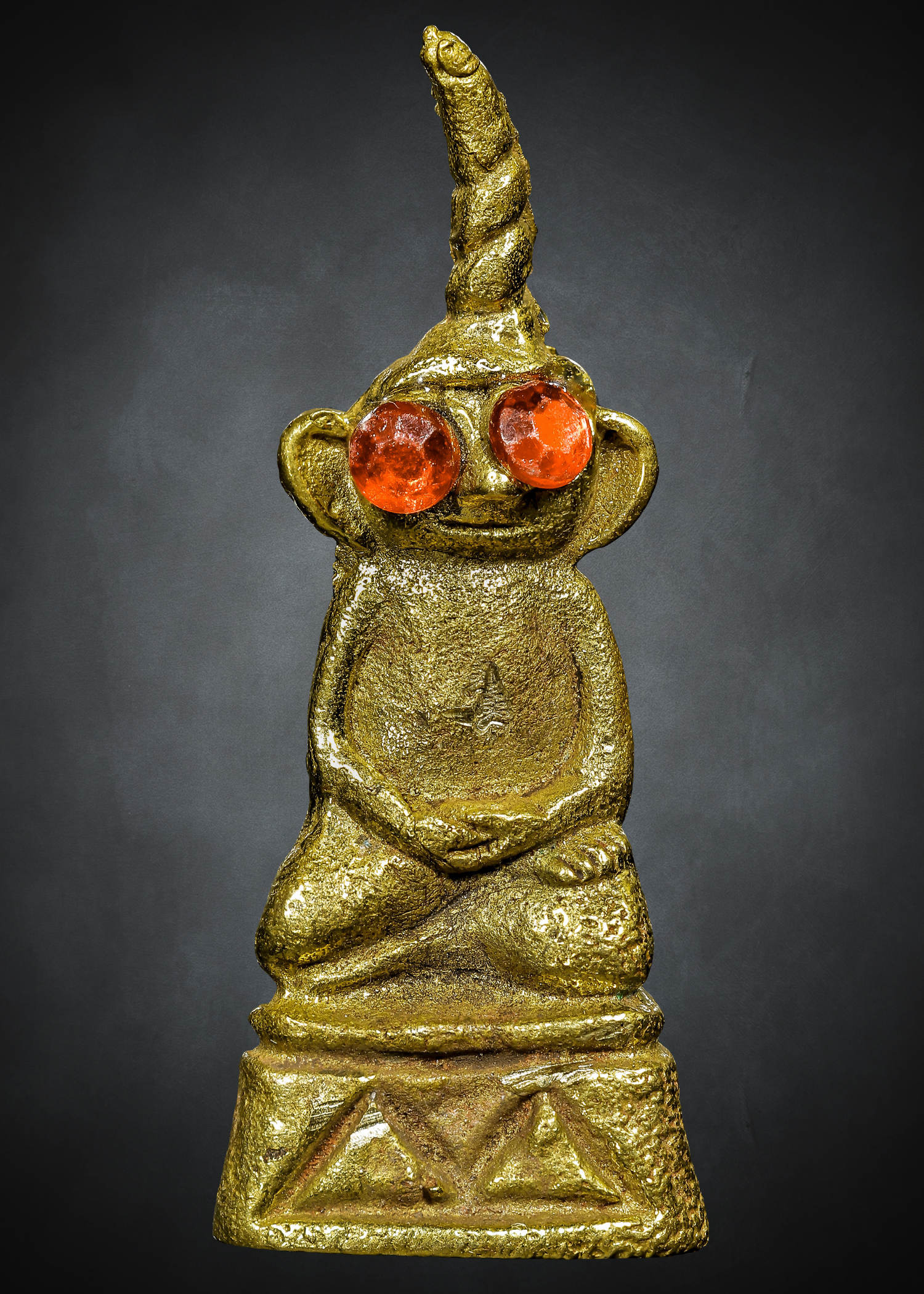 พญางั่ง ตาแดง จอมเสน่ห์ หลวงพ่อจักร จารุวณฺโณ พญางั่งของแท้ตามตำราพระเวทย์เขมร