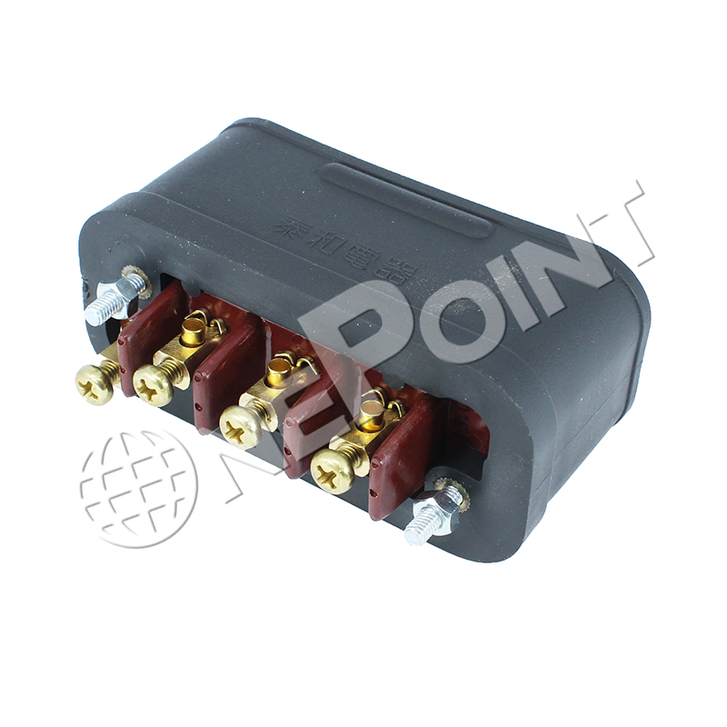 NN88000M BATTERY CONNECTOR Male (30A, 250V)