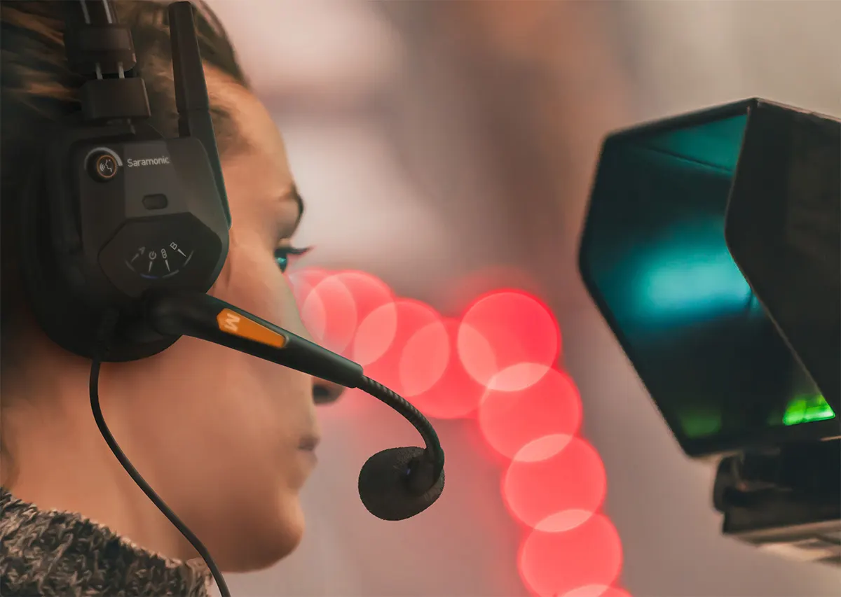 Saramonic WiTalk9 9-Person Full-Duplex Wireless Intercom Headset System (ประกันศูนย์)