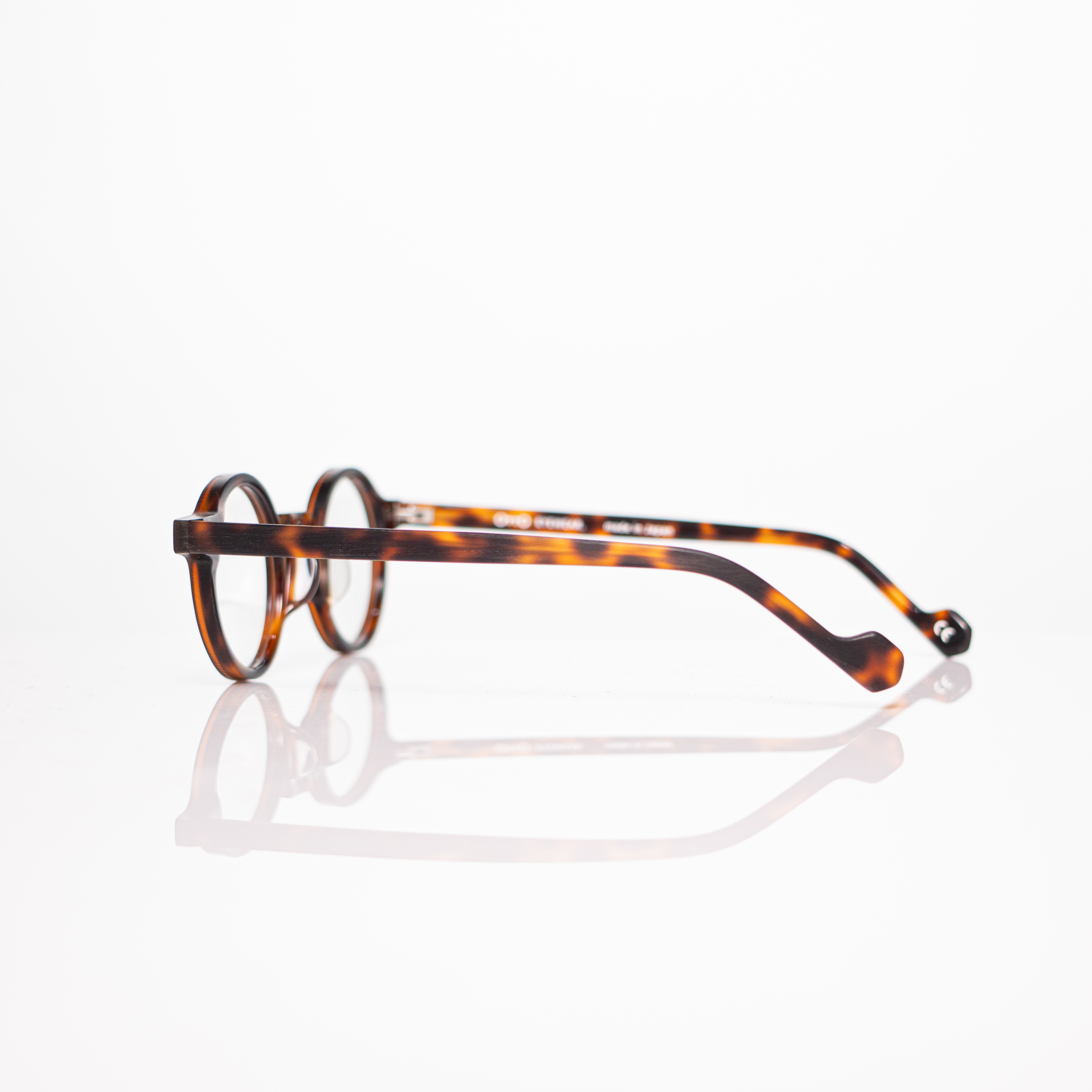 กรอบแว่นHandmadeนำเข้าแบรนด์ OTTO รุ่น AESAL BT-001 ของแท้