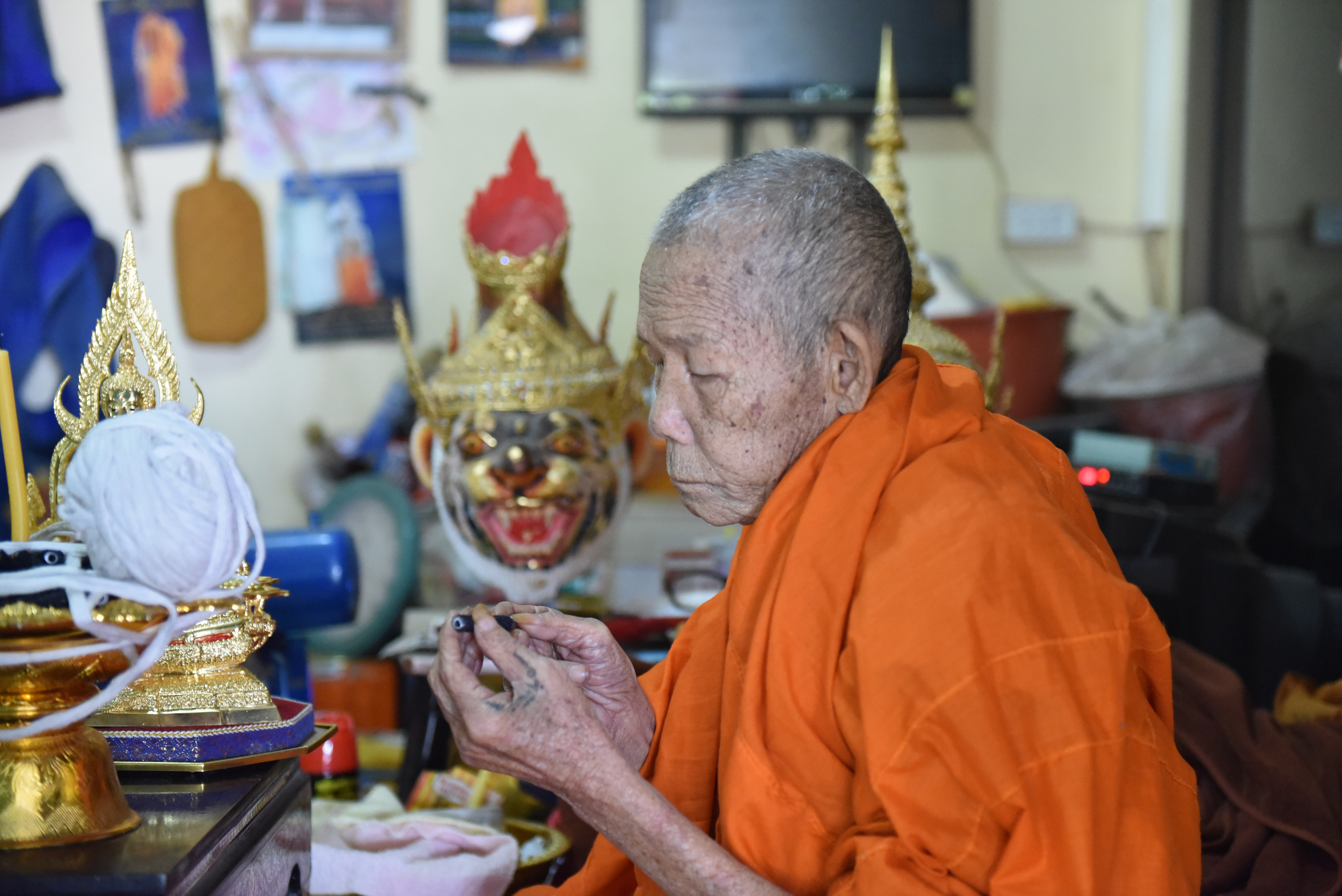 ตะกรุดคู่ชีวิตสมบัติพ่อค้า หลวงปู่กาหลง อสโภ วัดน้ำพุ