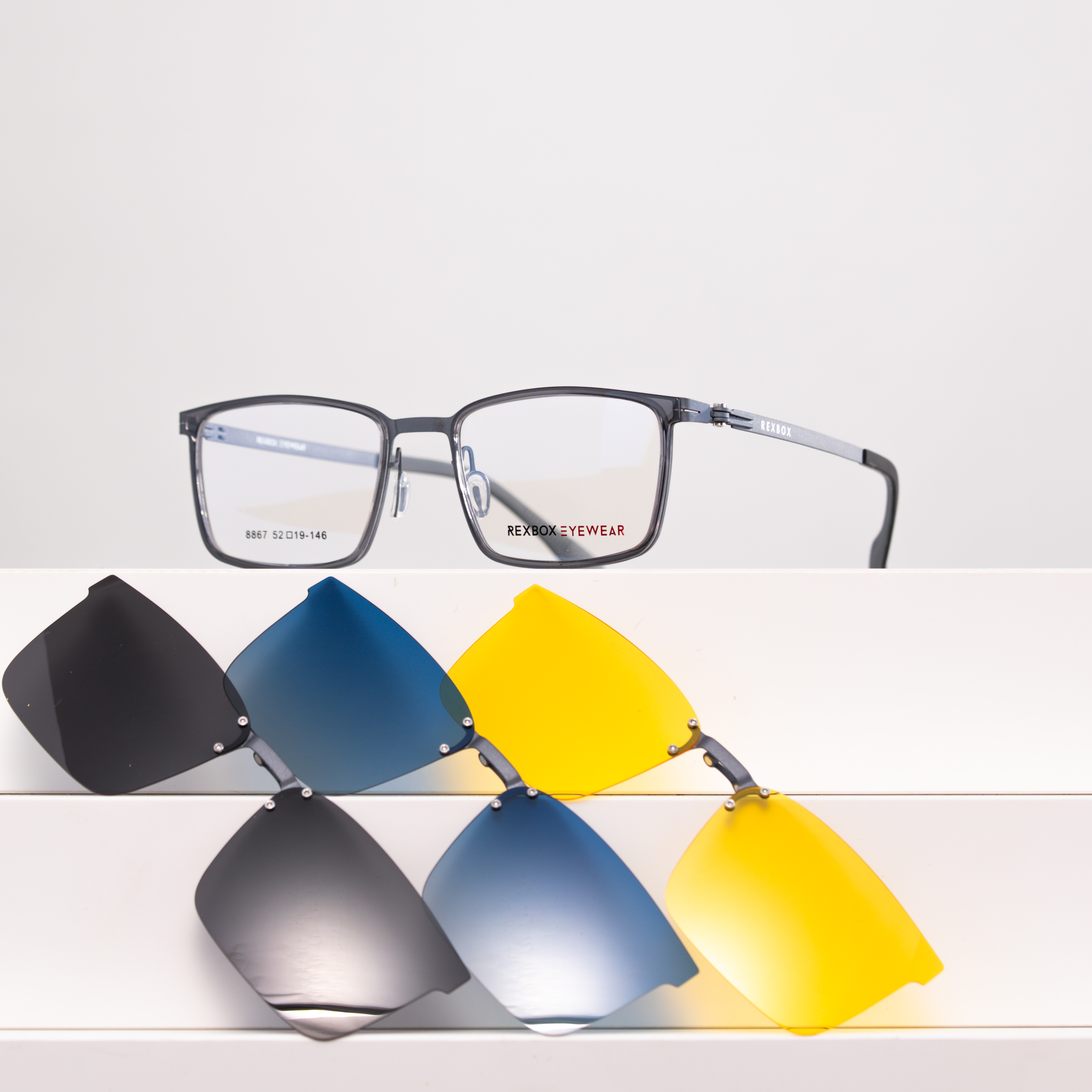 กรอบแว่น REXBOX EYEWEAR รุ่น Forge T1 สี Grey วัสดุ Aluminum Alloy มาพร้อมกับคลิปออน Polarized 3 อัน เทาดำ, ฟ้าใล่เฉด, เหลือง