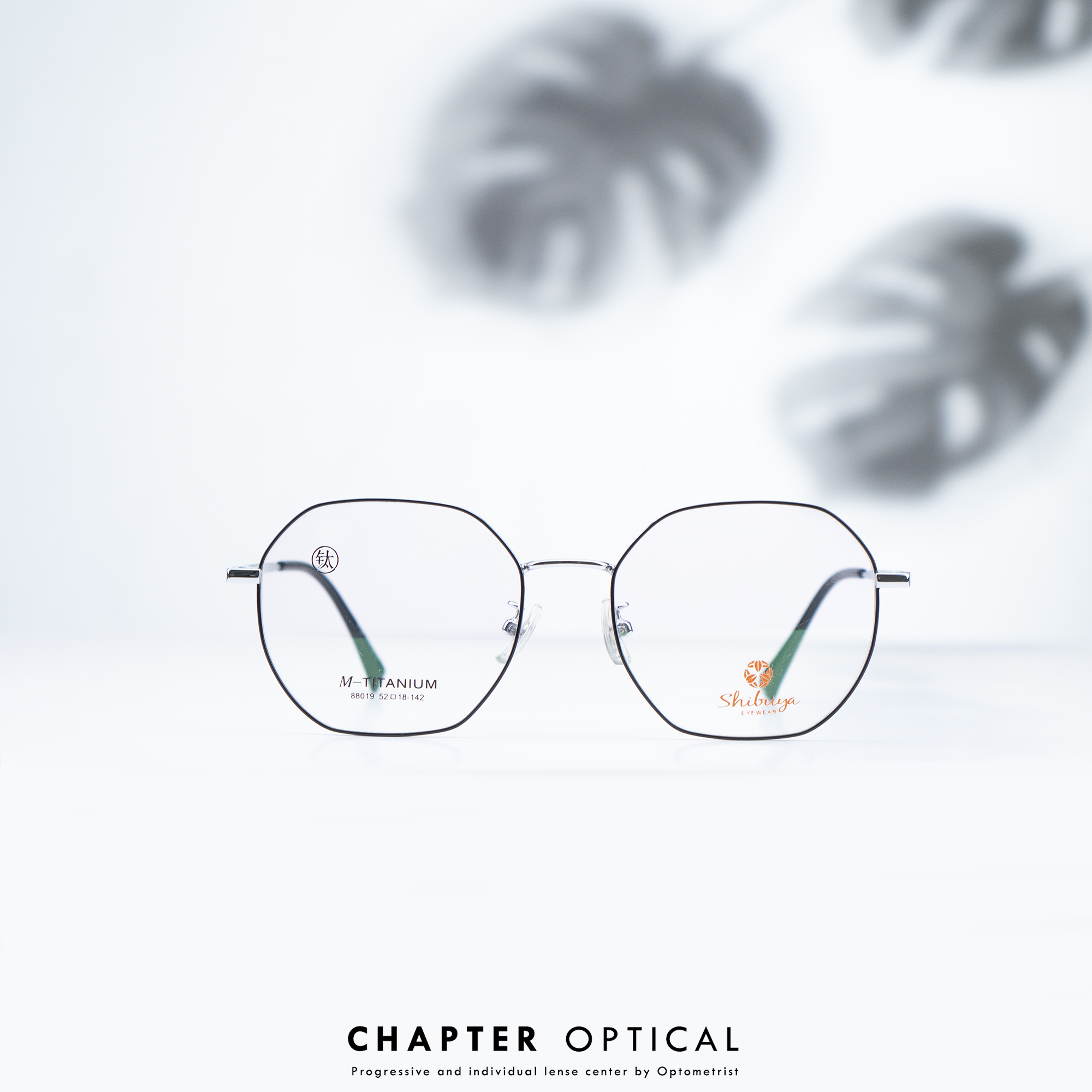 กรอบแว่นแฟชั่น รุ่น 88019 c3 ( พร้อมเลนส์สายต 1990 บาท )